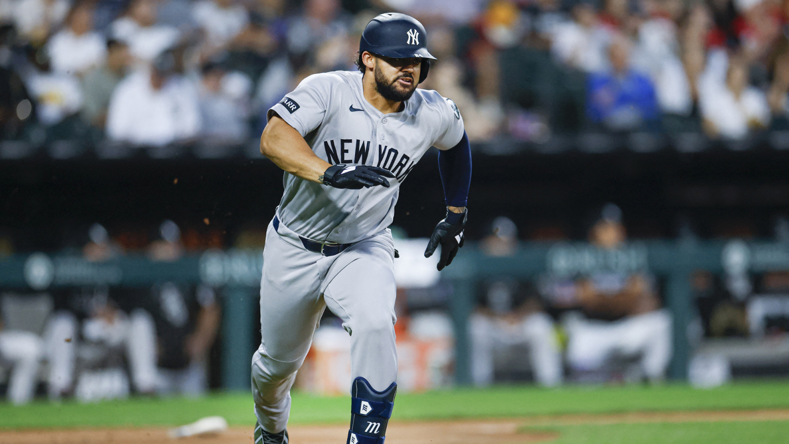 Jasson Dominguez Struggles with Routine Play Against Padres