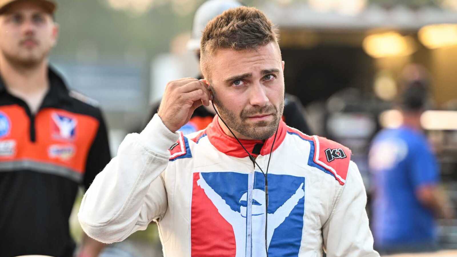 https://www.yardbarker.com/media/b/6/b690cfaaa1b4406751b7f7bb3948802392a1e504/thumb_16x9/richmond-truck-series-race-deals-heartbreaking.jpg?v=1
