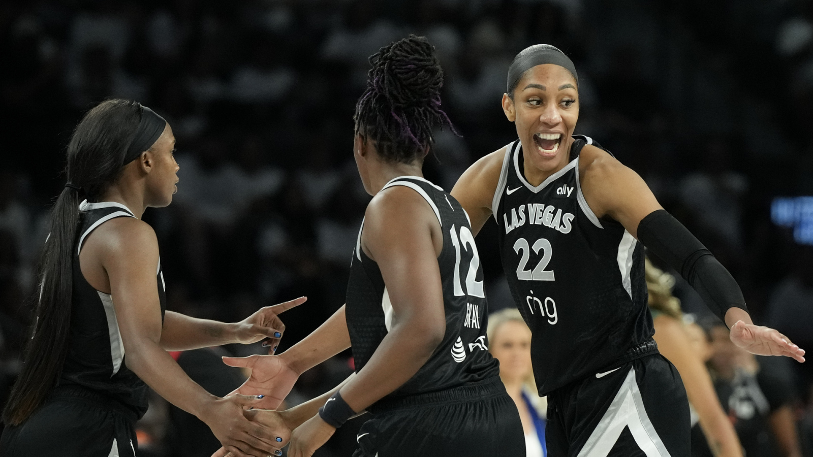 https://www.yardbarker.com/media/b/6/b6f8ce8acdfffce54dcadb984c31748e2287de7f/thumb_16x9/points-wnba-season-quiz.jpg?v=1