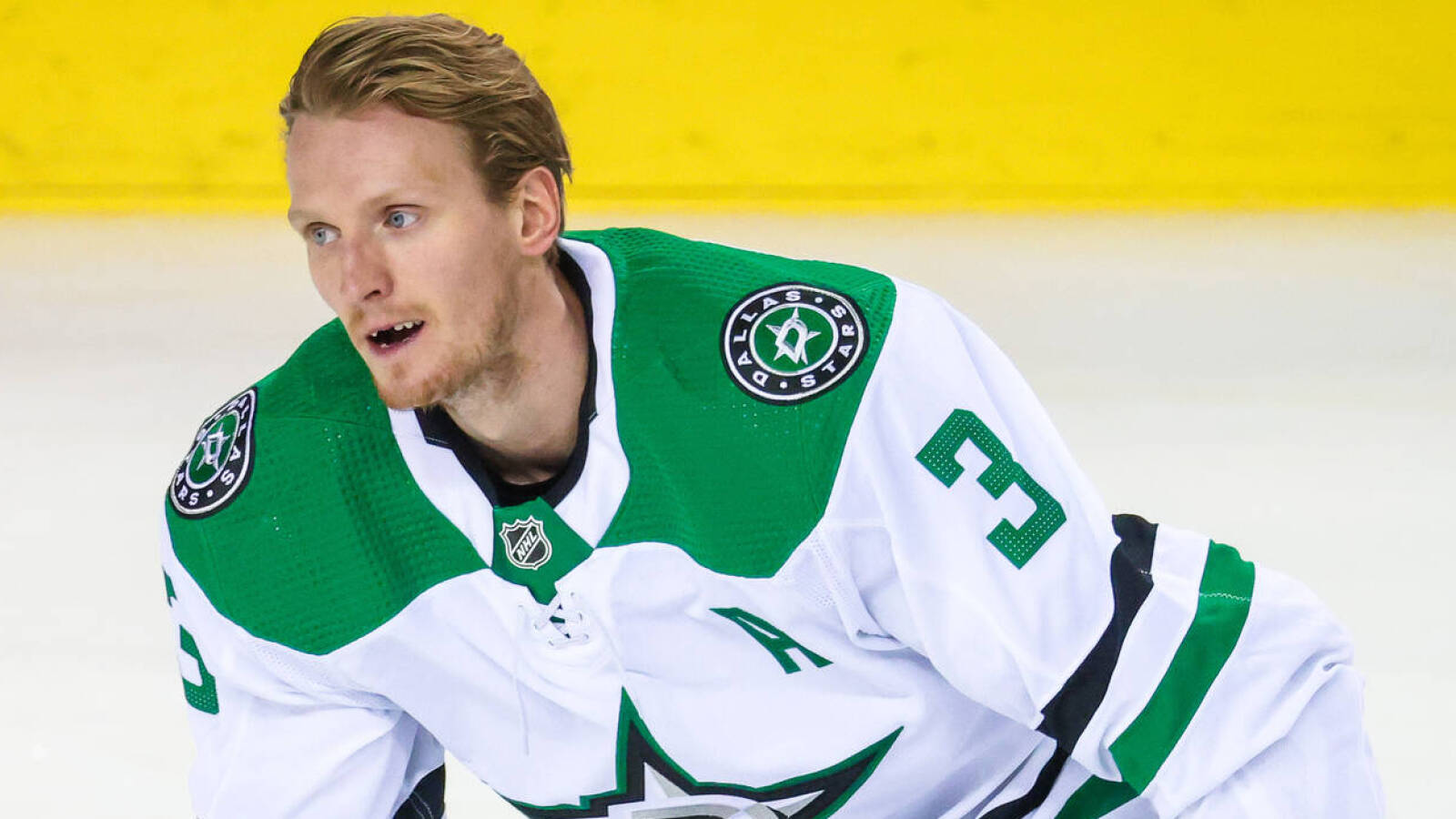 Defenseman John Klingberg changes agents two weeks into free agency - Vimarsana News