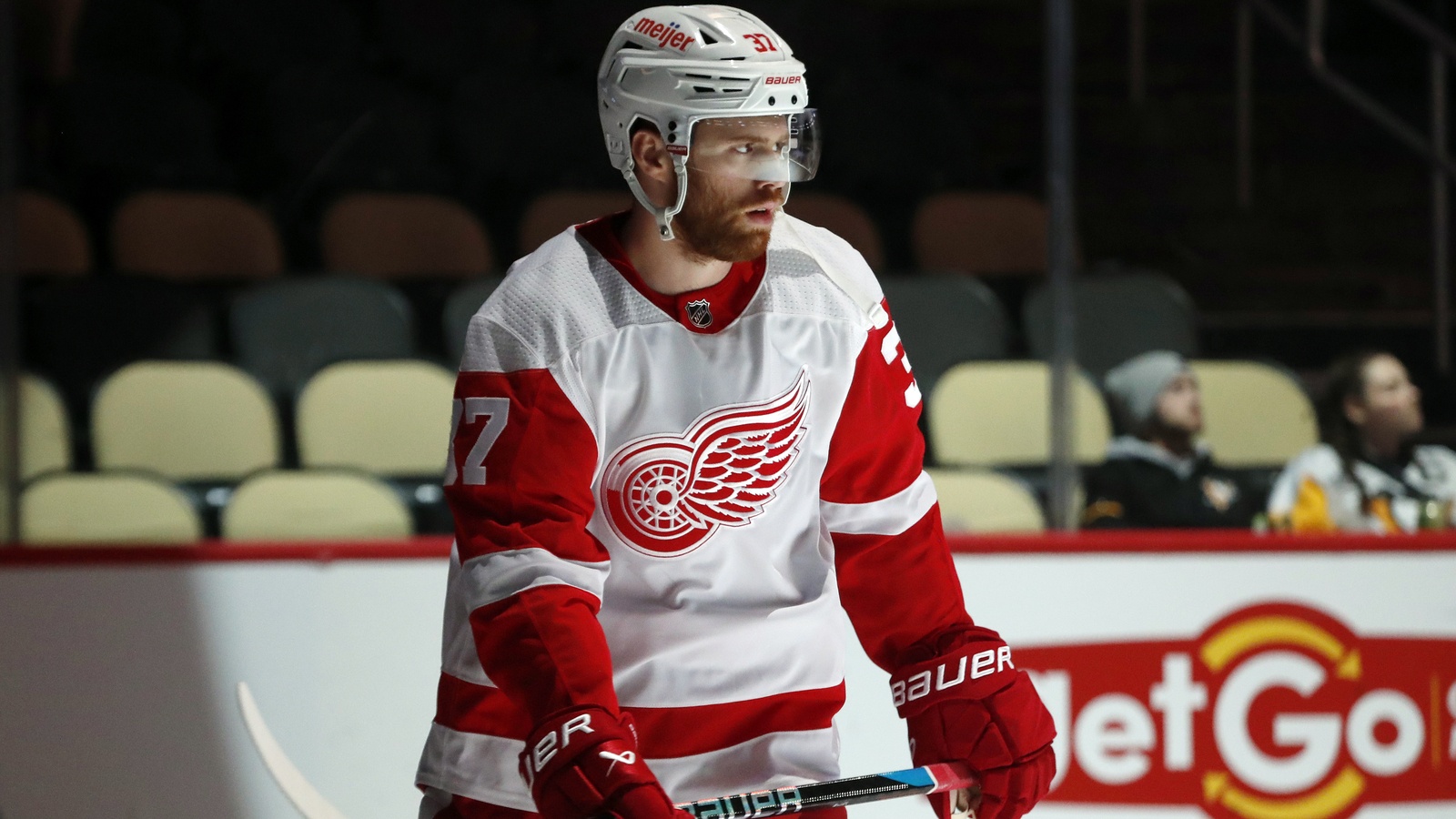 Detroit Red Wings’ J.T. Compher out day-to-day | Yardbarker