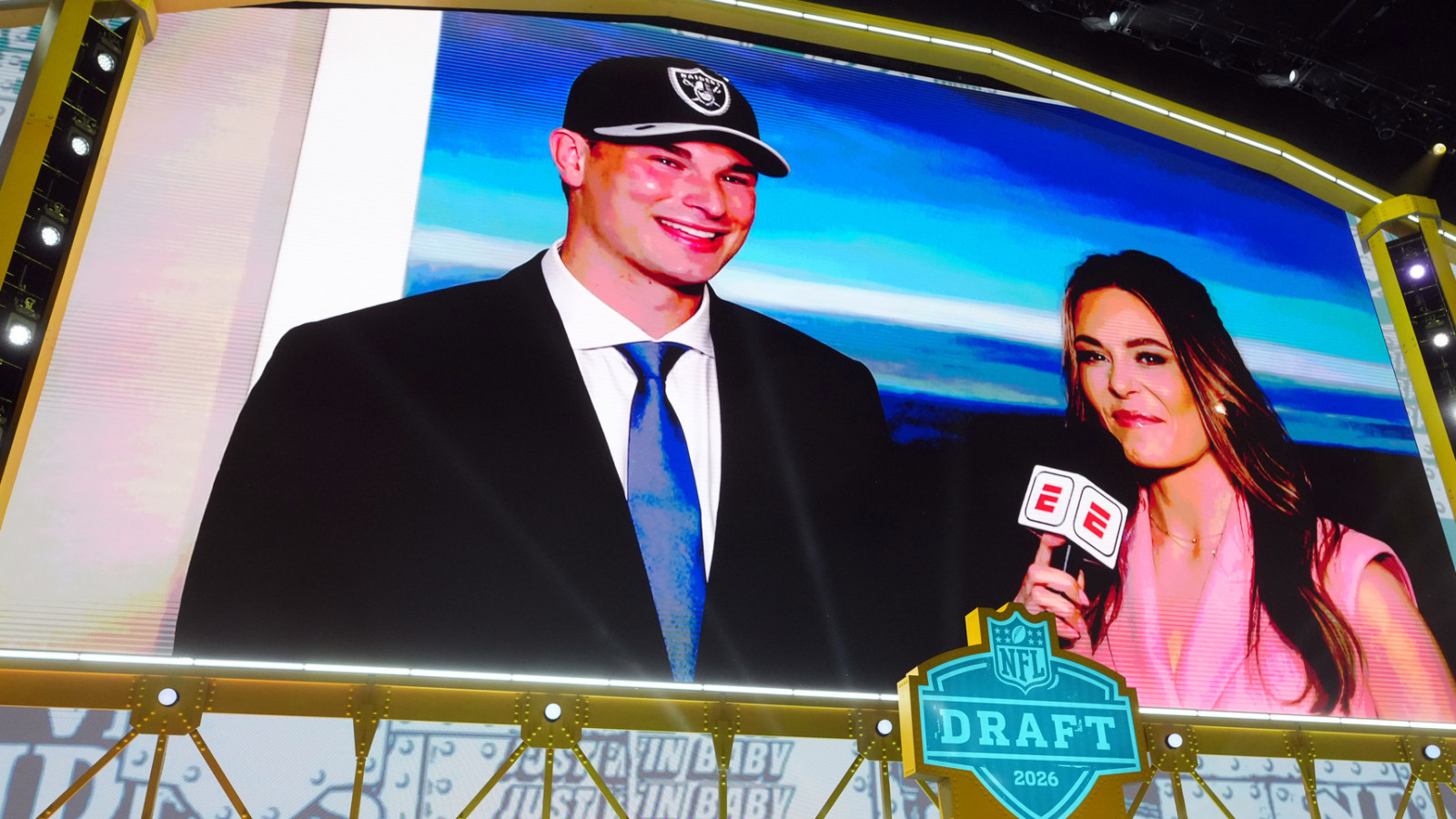 Fernando Mendoza sends first official message as a Raider