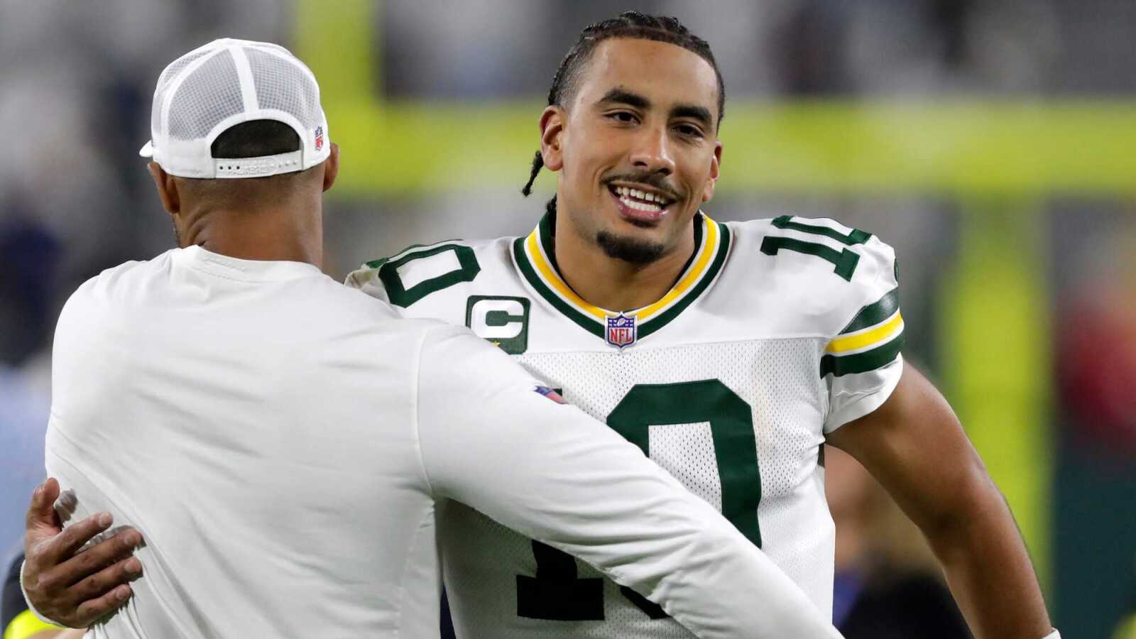 https://www.yardbarker.com/media/b/7/b796e74756758626a74873bcc55660a9e1b49db9/thumb_16x9/last-4000-yard-passer-nfl-team-quiz.jpg?v=1