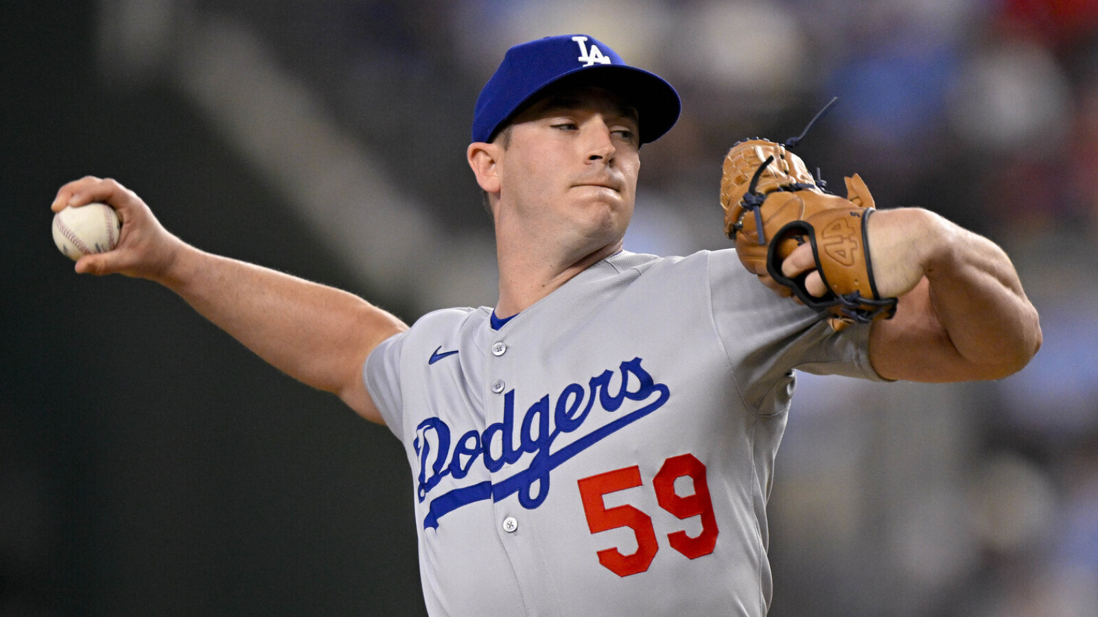 https://www.yardbarker.com/media/b/8/b80d656872f56a89858cdbf7b899e07293827b4f/thumb_16x9/dodgers-pitcher-dealing-concerning-injury-lands.jpg?v=1