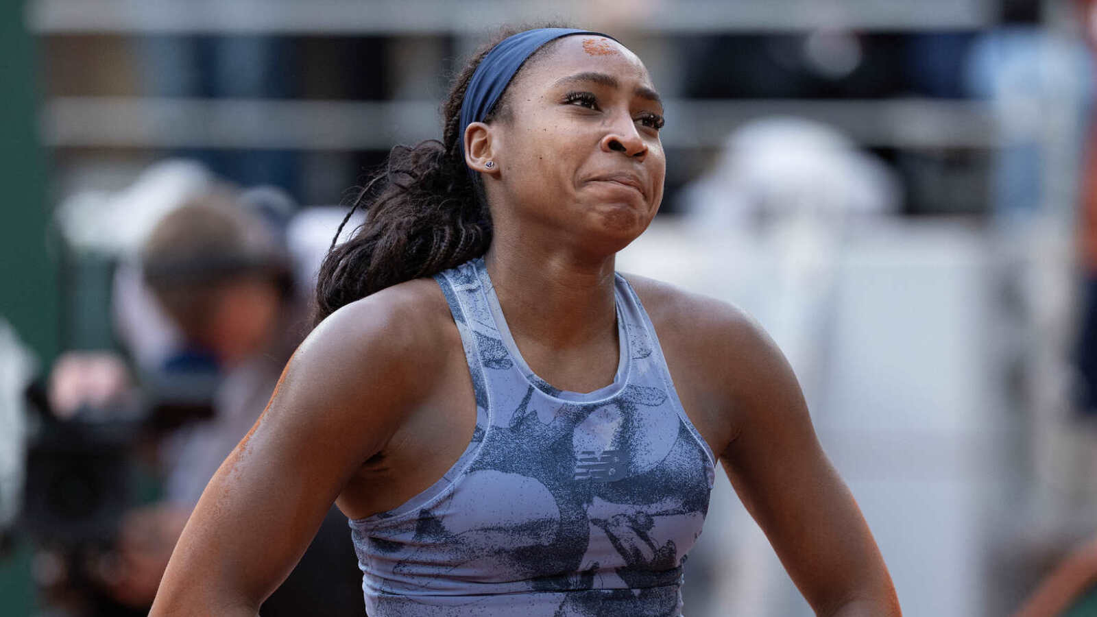 https://www.yardbarker.com/media/b/8/b84ba8c1372b68e6e1473bffa8bf8bc554ec8646/thumb_16x9/coco-gauffs-weakness-exposed-wimbledon-upset.jpg?v=1