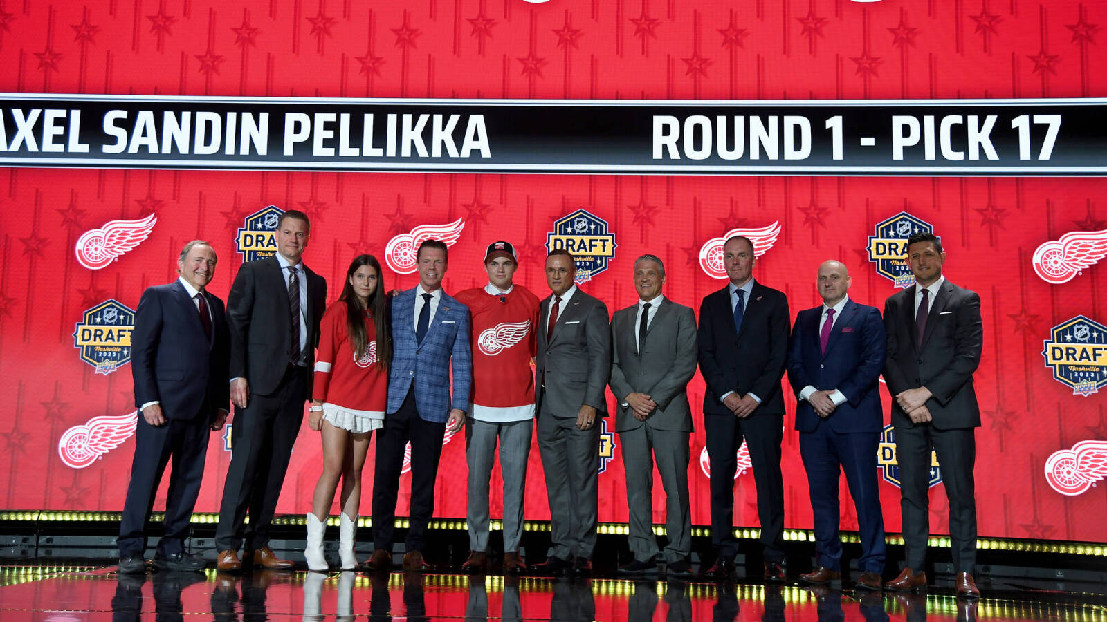 Sandin Pellikka Teammate Projected to be Heading to Red Wings - Vimarsana News