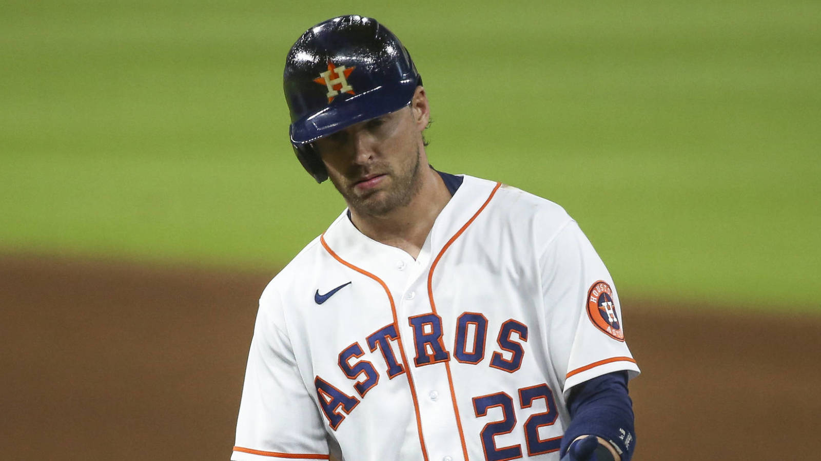 Watch Josh Reddick breaks bat over knee like Bo Jackson after