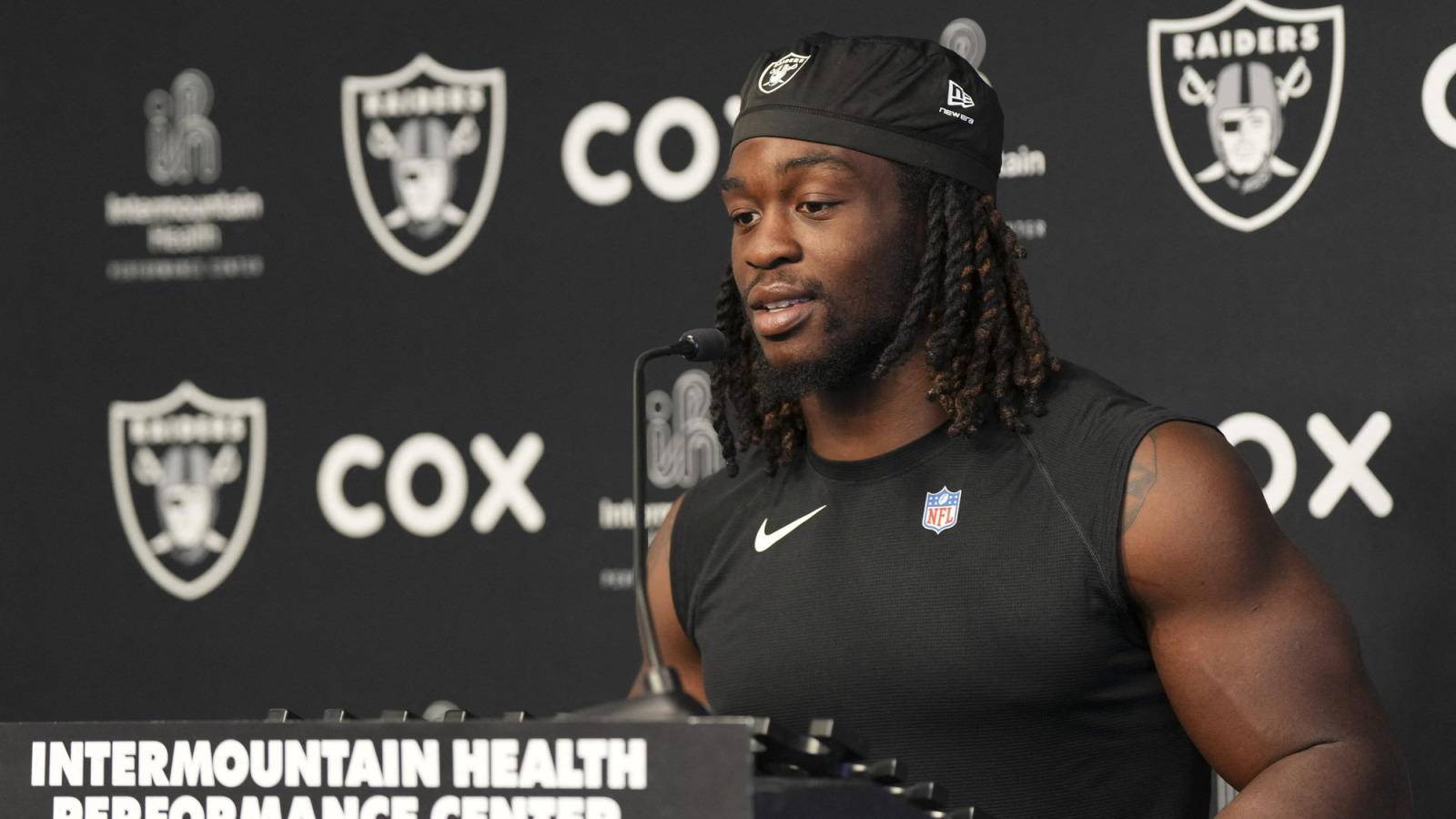 Raiders' Klint Kubiak Provides Update on Ashton Jeanty's Injury Status