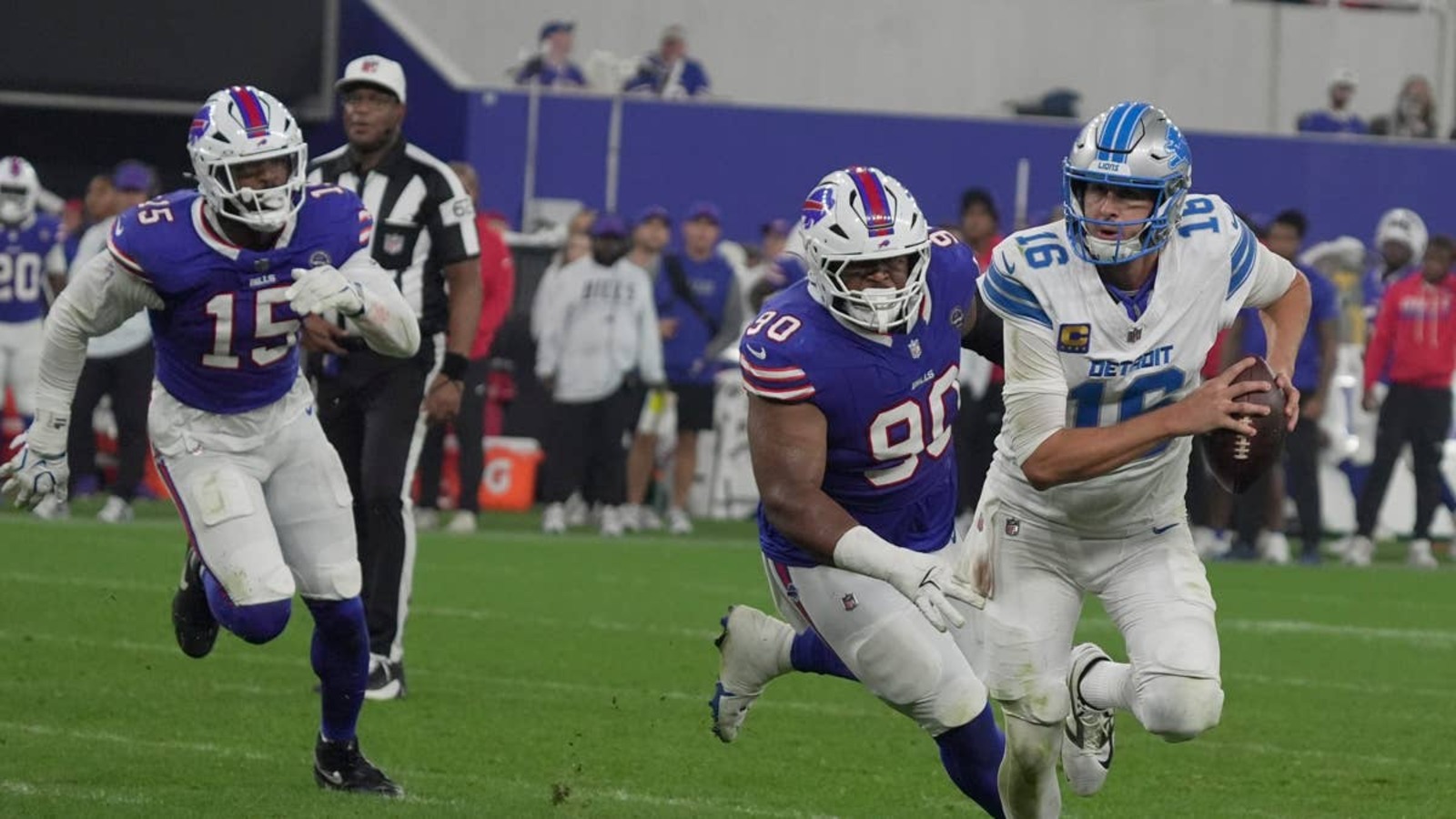 Bills DT DeWayne Carter Has Gone From Roster Bubble to Defensive Force ...