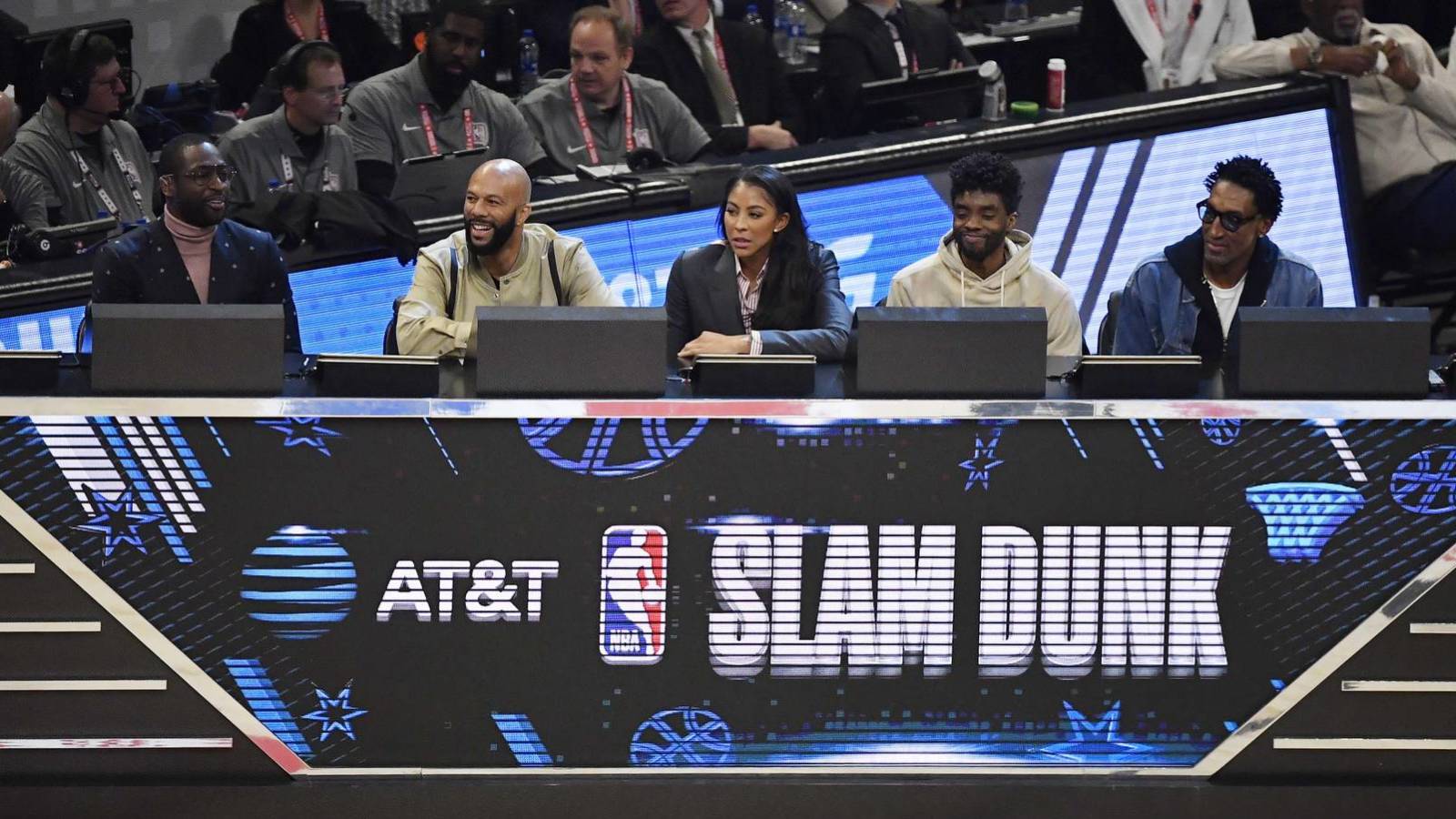 Dunk Contest judges originally planned for tie, dunkoff Yardbarker