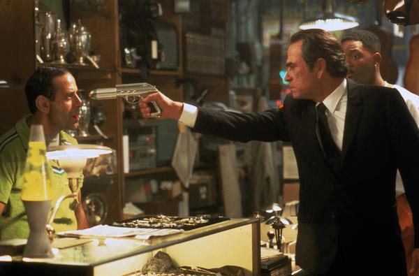 Facts You Might Not Know About Men In Black Yardbarker Facts You Might Not Know About Men In Black Yardbarker