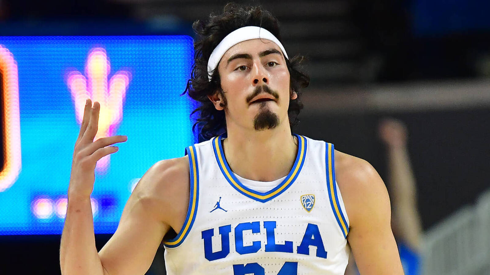 UCLA star to forgo final year of eligibility, enter NBA Draft | Yardbarker