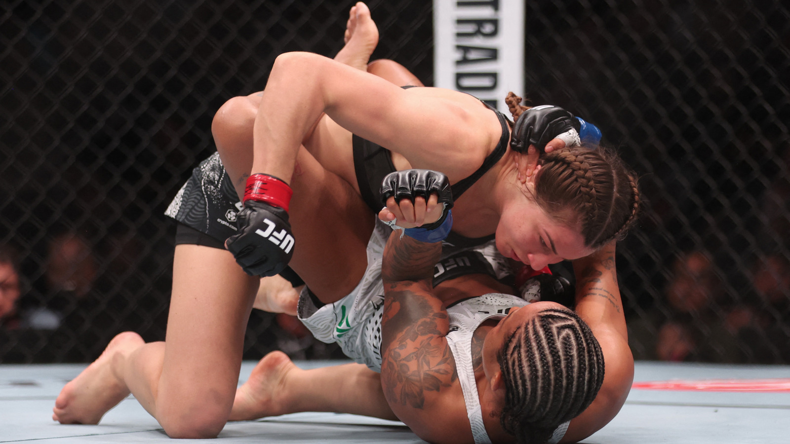 Jasmine Jasudavicius Dominates Erin Blanchfield at UFC Fight Night