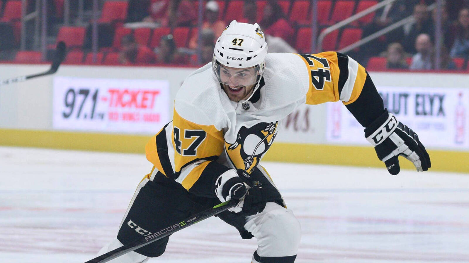 ExNHL player dies following horrific onice accident Yardbarker