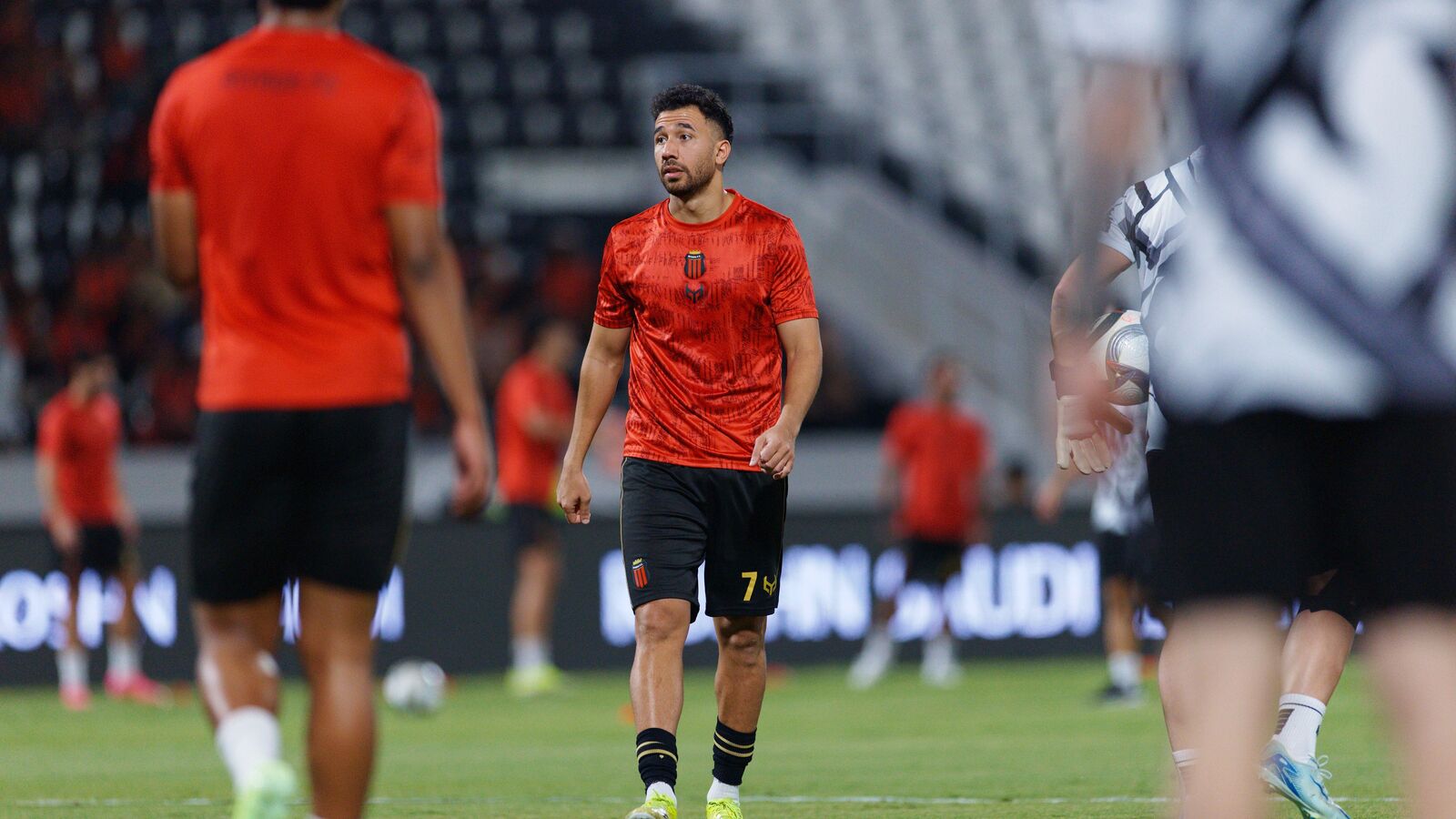 Al-Qadsiah assembles its striking force: Al-Riyadh banks on Trezeguet ...