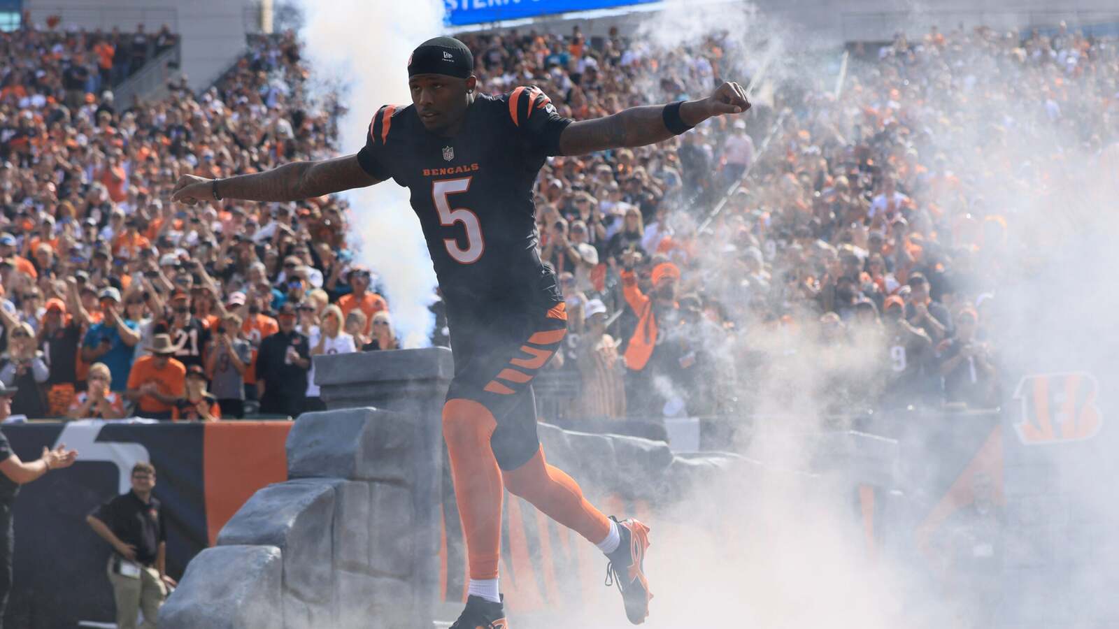 Bengals will have important decisions to make with star wide receivers Ja’Marr Chase and Tee Higgins before Dolphins game