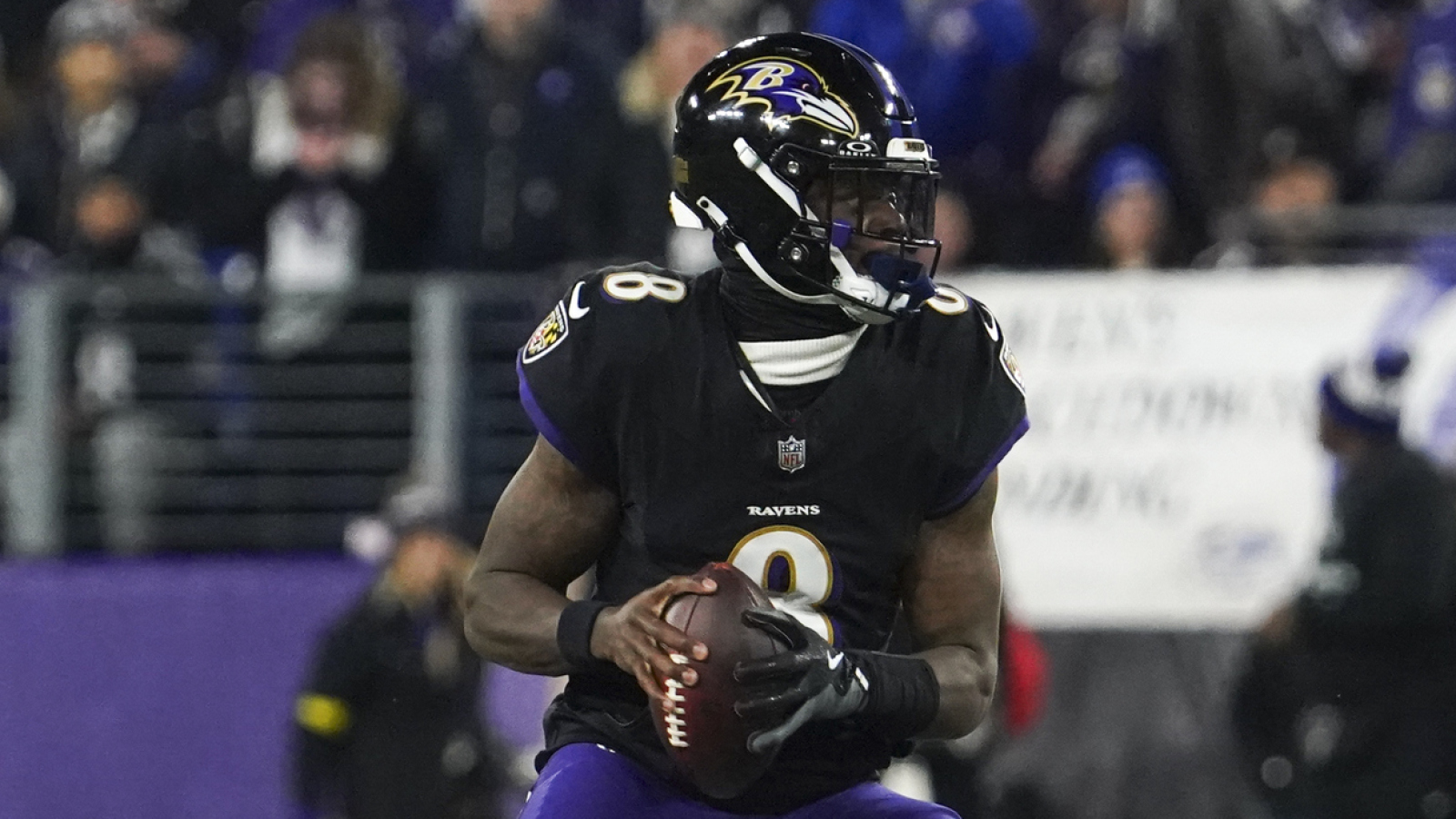https://www.yardbarker.com/media/b/b/bb3b7208a3b3726a39abd08cb7035623bfae5484/thumb_16x9/ravens-lamar-jackson-update-packers-game-spell.jpg?v=1