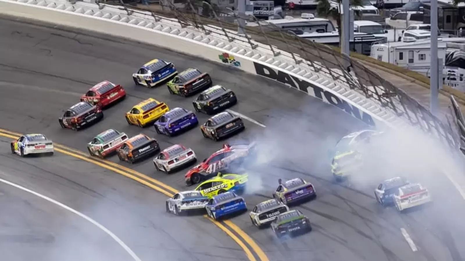  Outrun By The Draft: The Surge That Denied Chase Elliott The Daytona 500