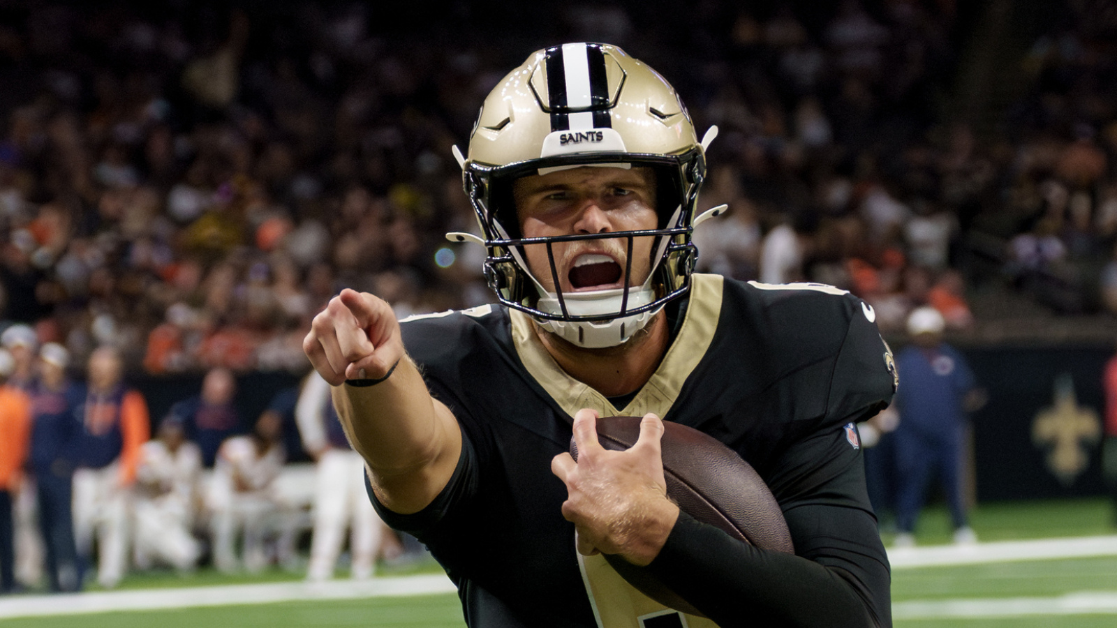 https://www.yardbarker.com/media/b/b/bb627577c9e1afe7bce75eb606dc029761e3bd56/thumb_16x9/predicting-nfl-teams-qb-changes.jpg?v=1
