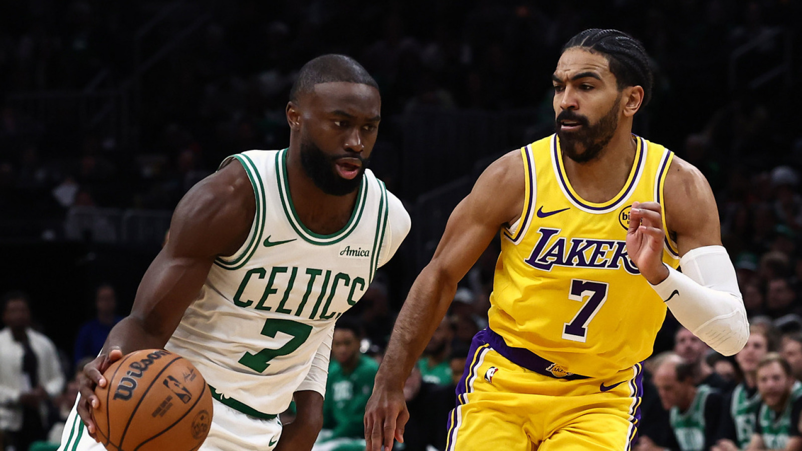 https://www.yardbarker.com/media/b/b/bb7006b876dac99c1213245df94c7363c3db8caa/thumb_16x9/jaylen-brown-leads-celtics-past-depleted-lakers.jpg?v=1