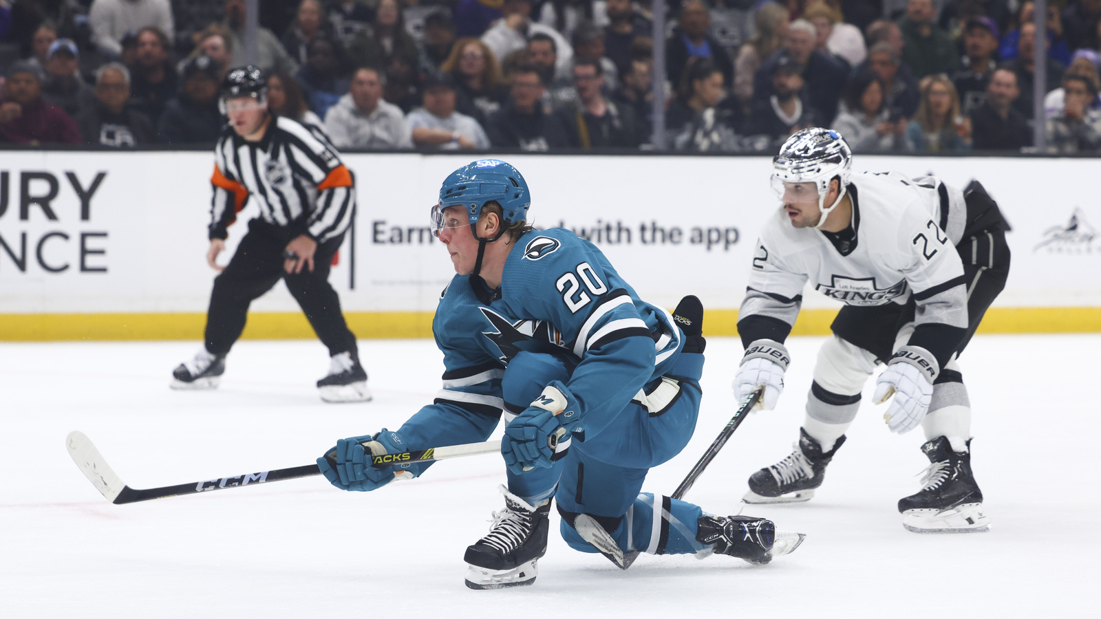 Sharks Locker Room: Quinn on Dropping Barabanov, Granlund Praises