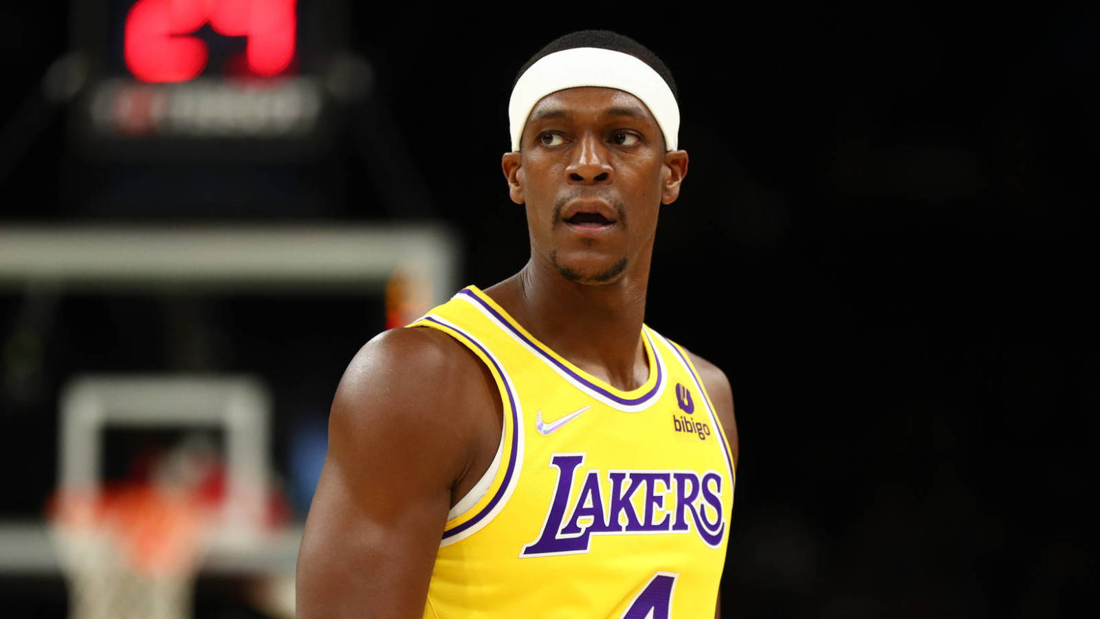 Rajon Rondo: Cavaliers land point guard in trade with Lakers