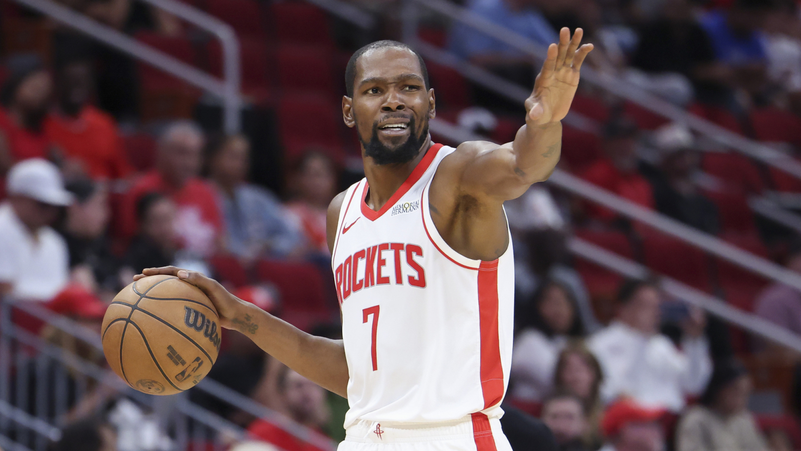 https://www.yardbarker.com/media/b/c/bc01395de5033552fffea89b30c071ab50d30bec/thumb_16x9/oct-8-2025-houston-texas-usa-houston-rockets.jpg?v=1