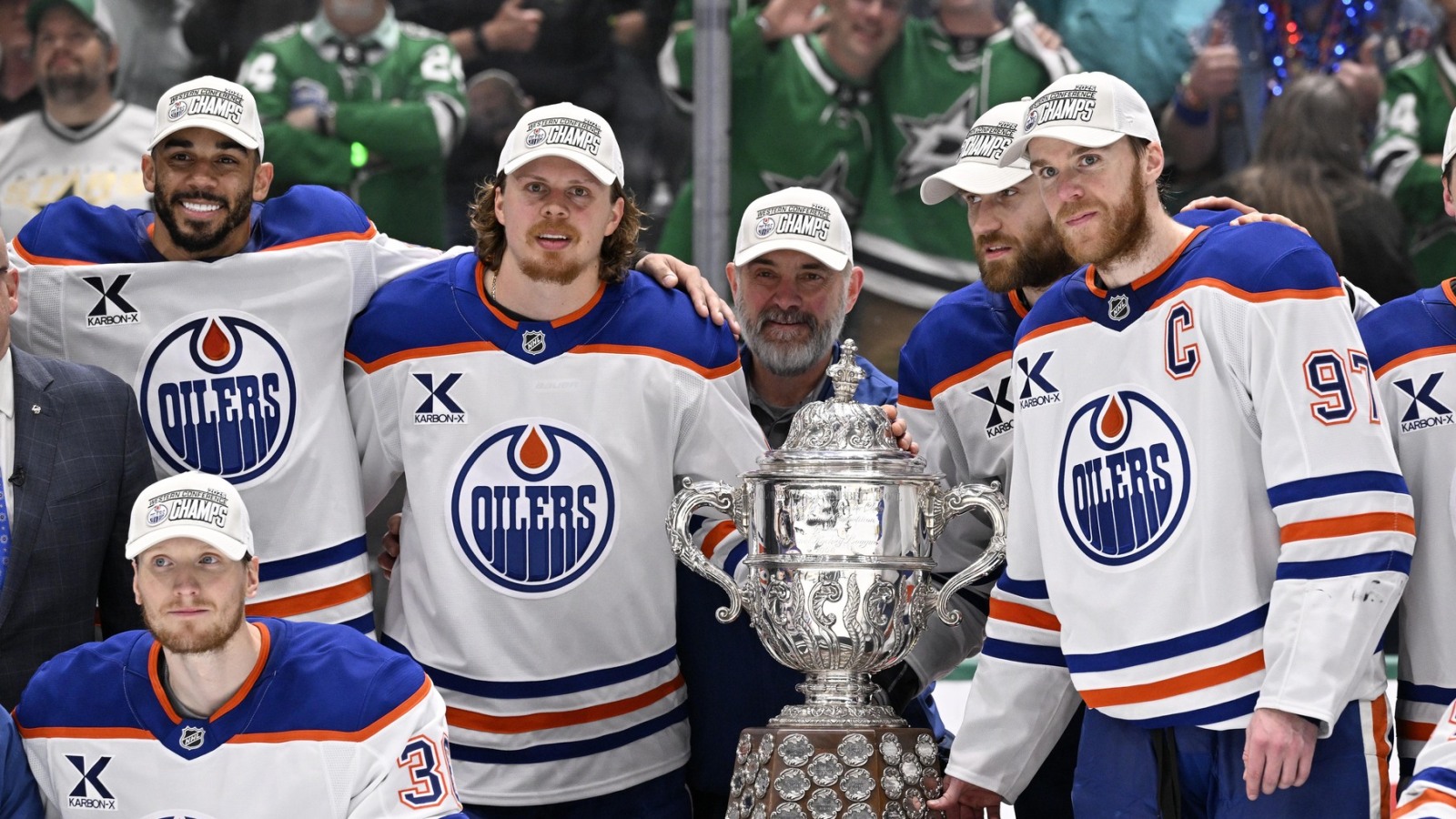 https://www.yardbarker.com/media/b/c/bc017e47f307bbc2c29bb3f017fe5b6465a9b674/thumb_16x9/stanley-cup-final-rematch-set-as-oilers-advance.jpg?v=1