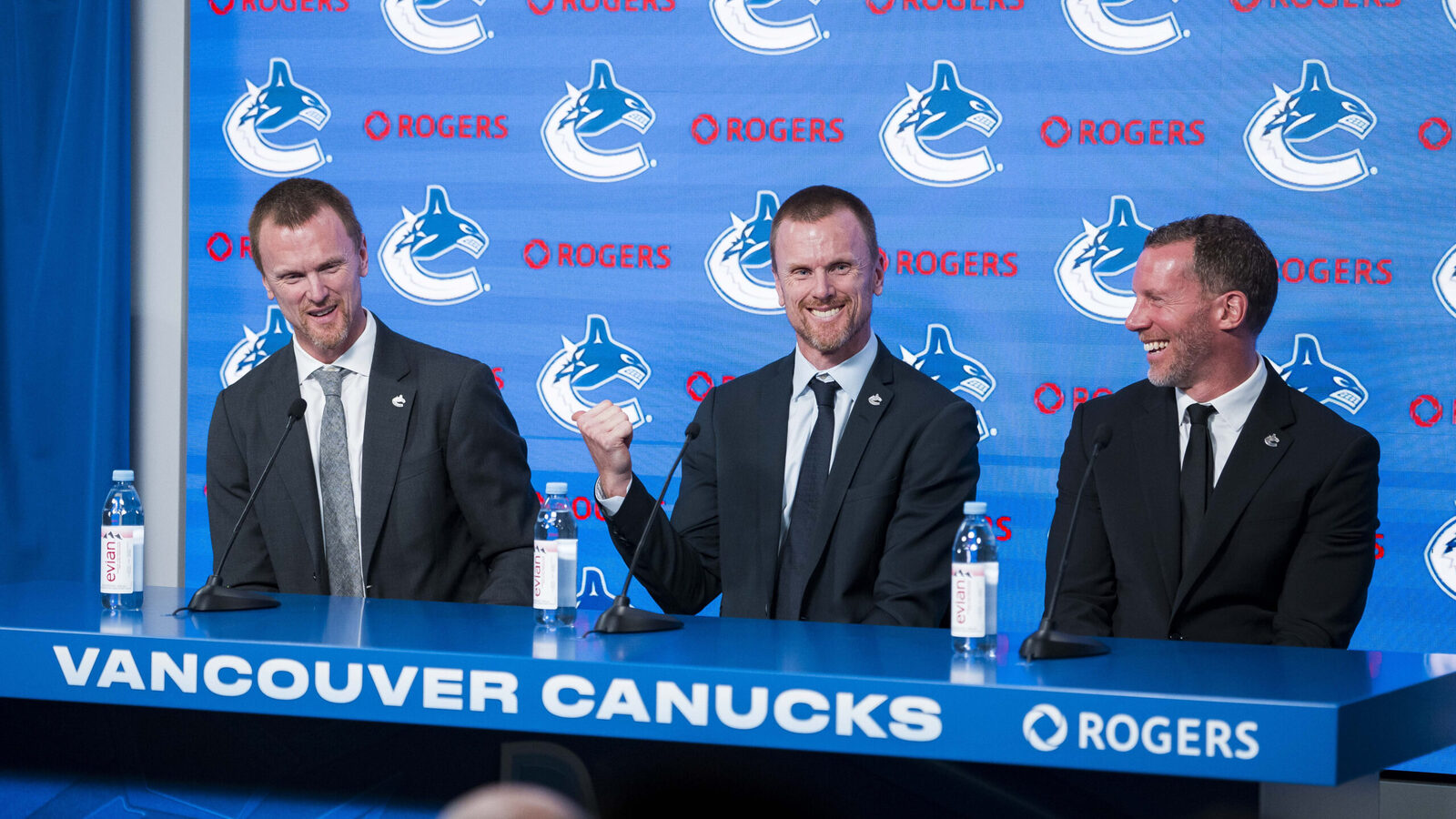 Canucks already have a different feel with Sedins and Johnson at the helm
