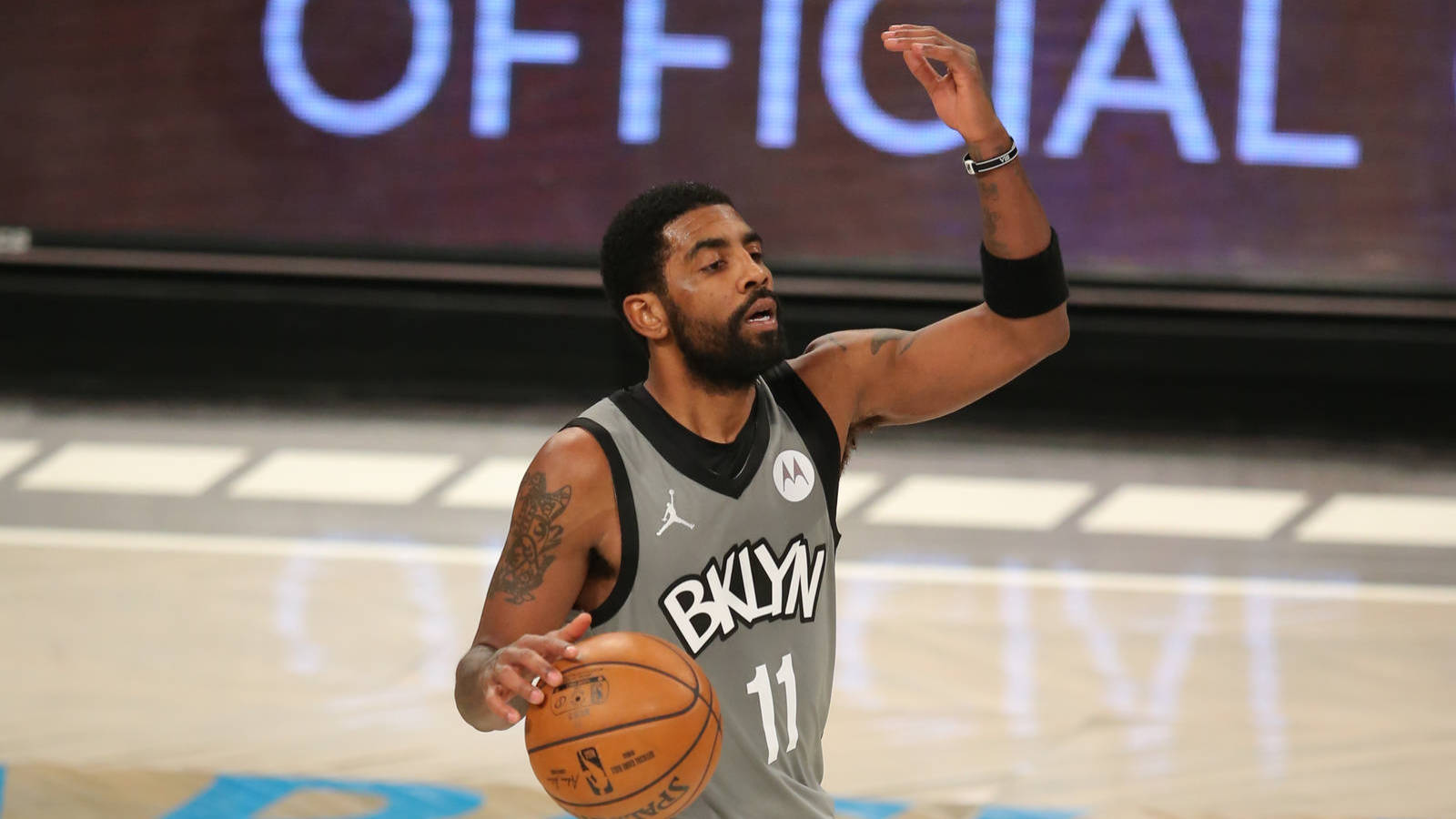 kyrie zoom
