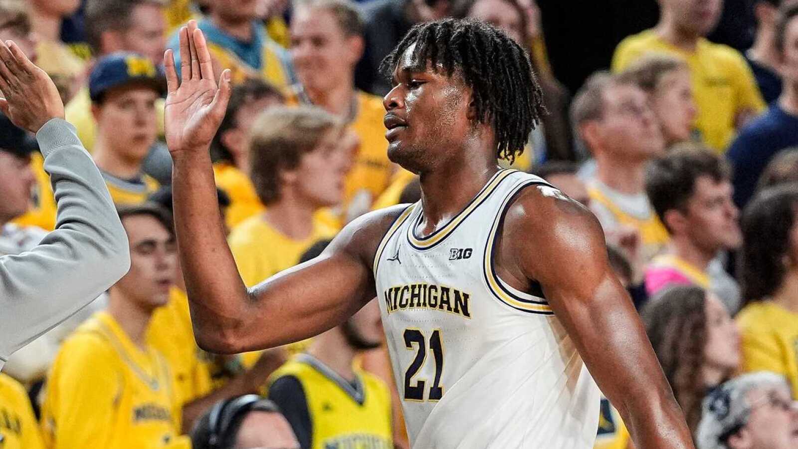 https://www.yardbarker.com/media/b/c/bc7a82f57d02ce434a80ad6c138d9d4130a25124/thumb_16x9/2-michigan-slams-24-usc-historically-dominant-vs.jpg?v=1