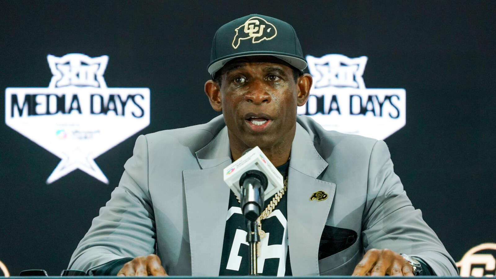 Deion Sanders eyeing two former NFL coaches for Colorado coaching staff Deion Sanders eyeing two former NFL coaches for Colorado coaching staff