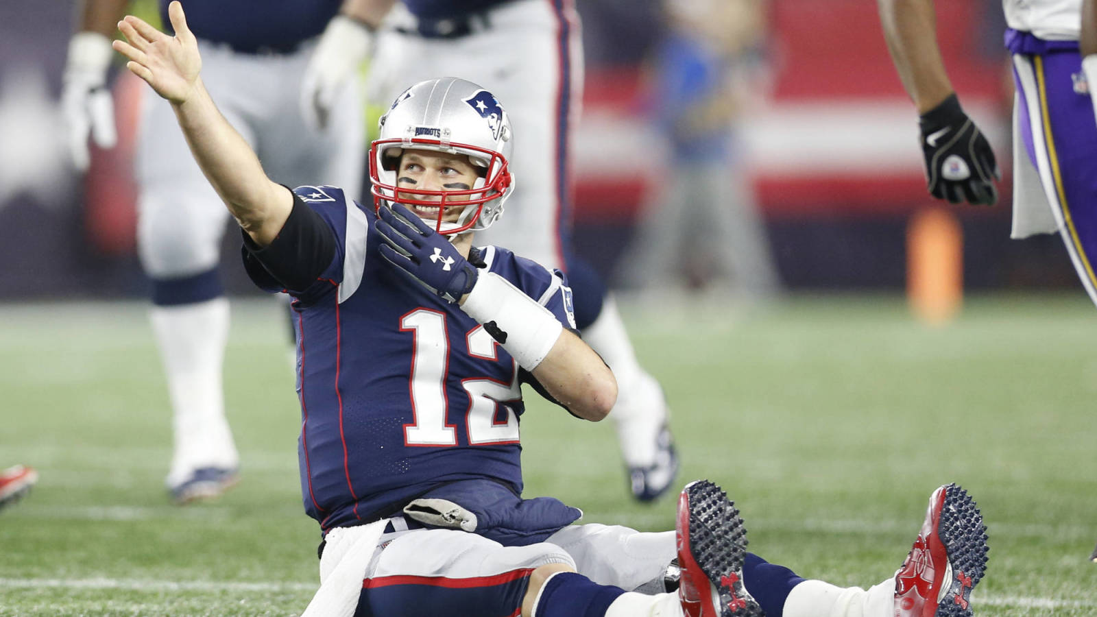 Tom Brady goes over 1,000 career rushing yards Yardbarker