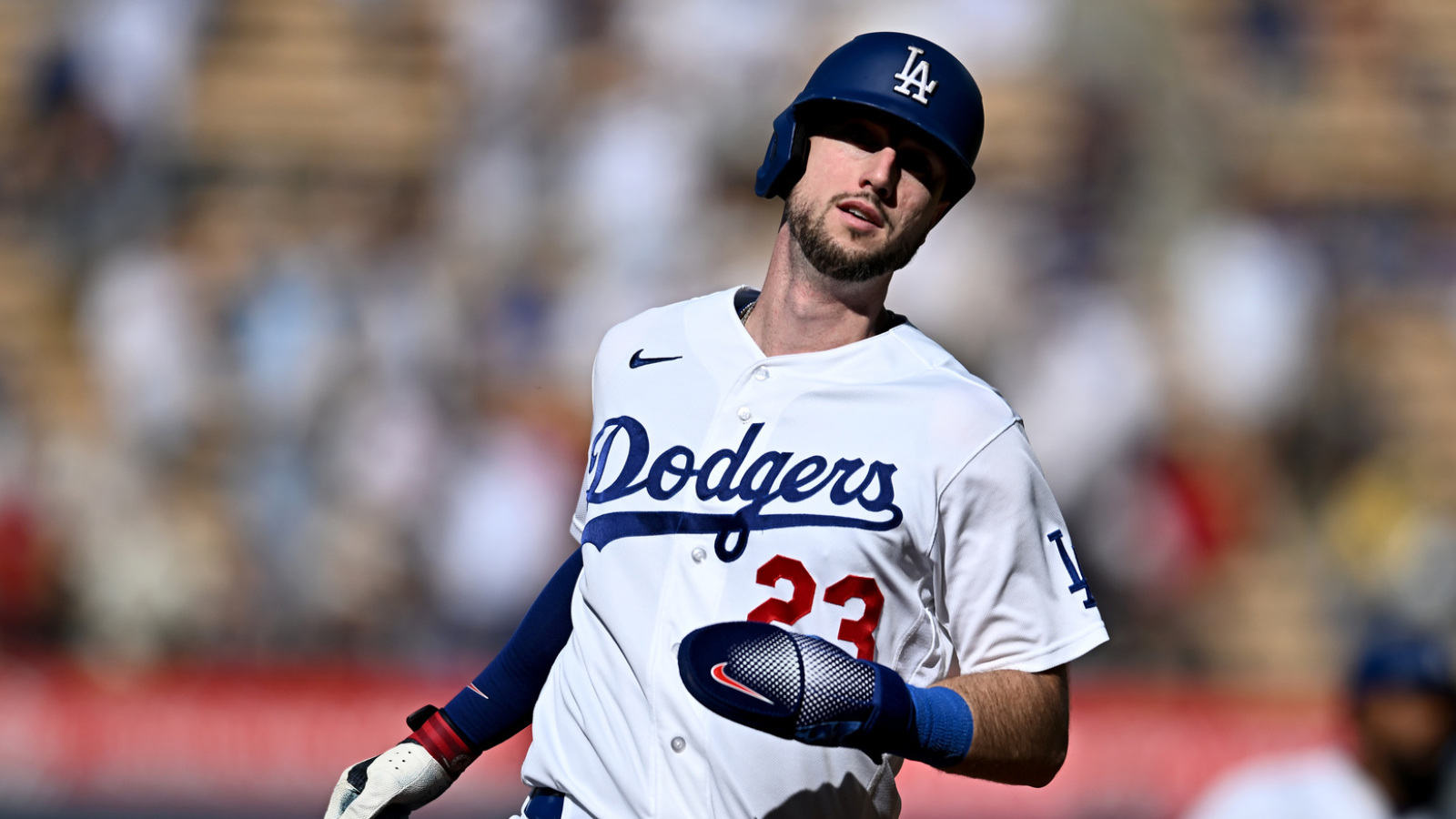 https://www.yardbarker.com/media/b/d/bd51c72b94d27c49c20c271e49f57e0461de4939/thumb_16x9/dodgers-dave-roberts-explains-hes-trying-restore.jpg?v=1