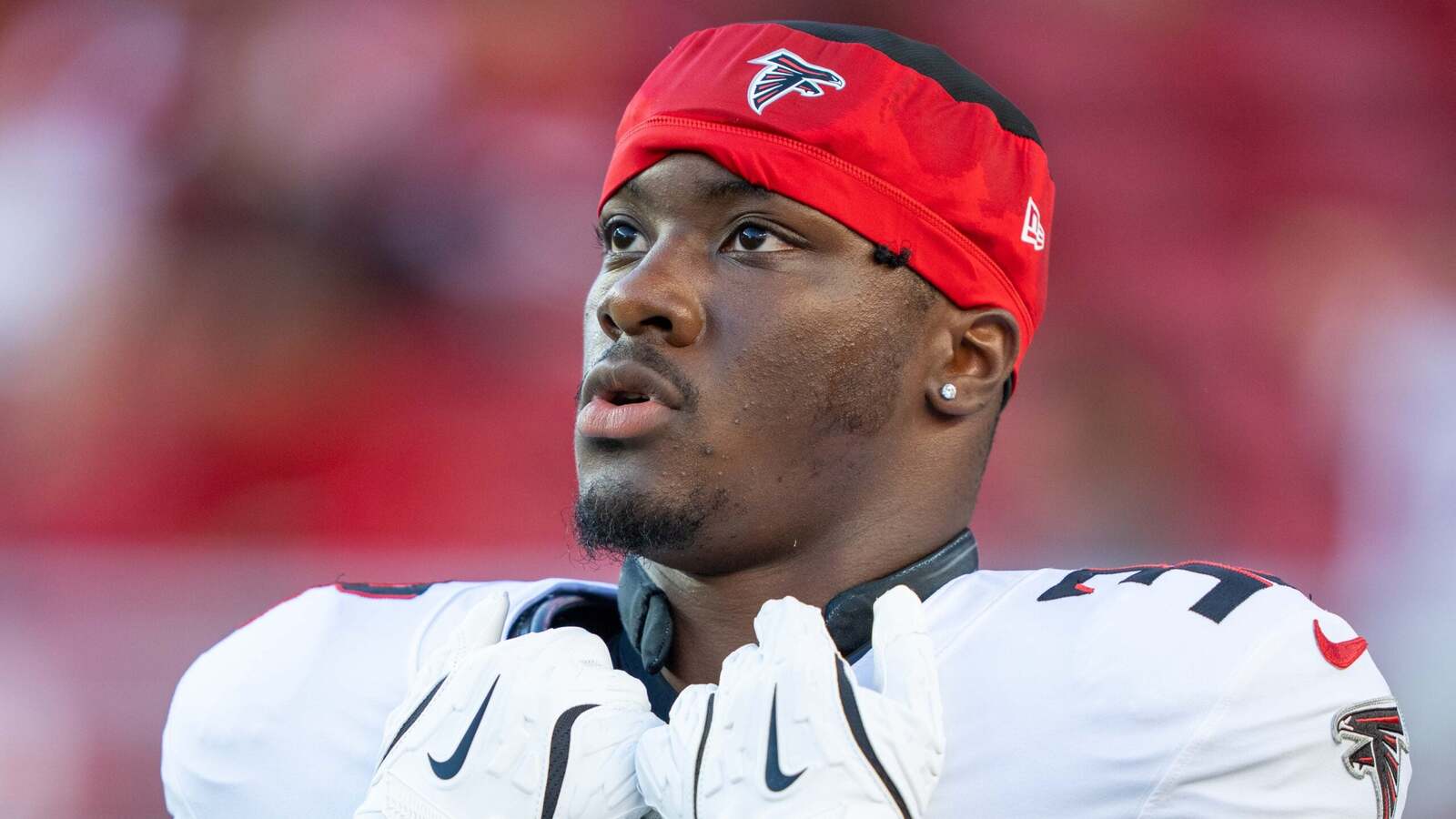 Kansas City Chiefs sign another outside addition to the practice squad, reinforcing the team's running back depth even further
