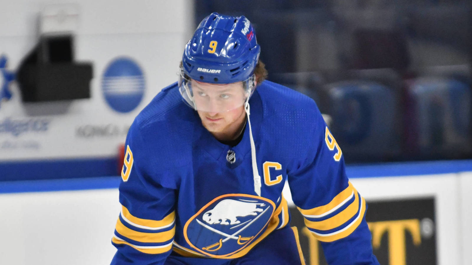 Golden Knights' Robin Lehner voices assist for Jack Eichel amid dispute with Sabres