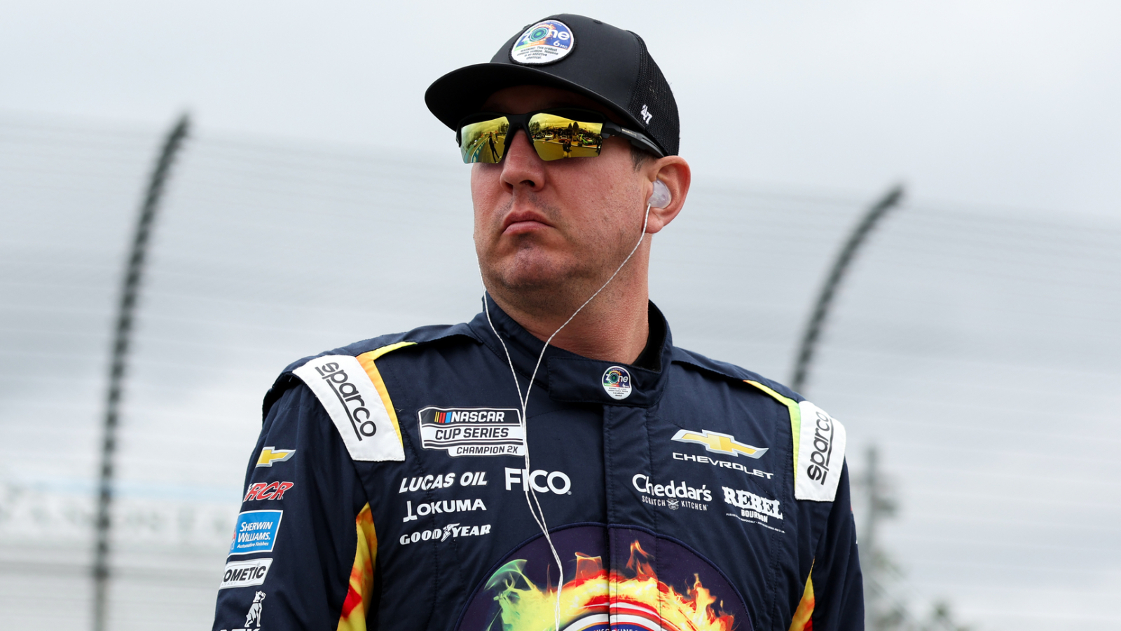 https://www.yardbarker.com/media/b/d/bdb1082f433822ae624ee34e9255bd089cfabdf9/thumb_16x9/kyle-busch-wins-nascar-craftsman-truck-series.jpg?v=1