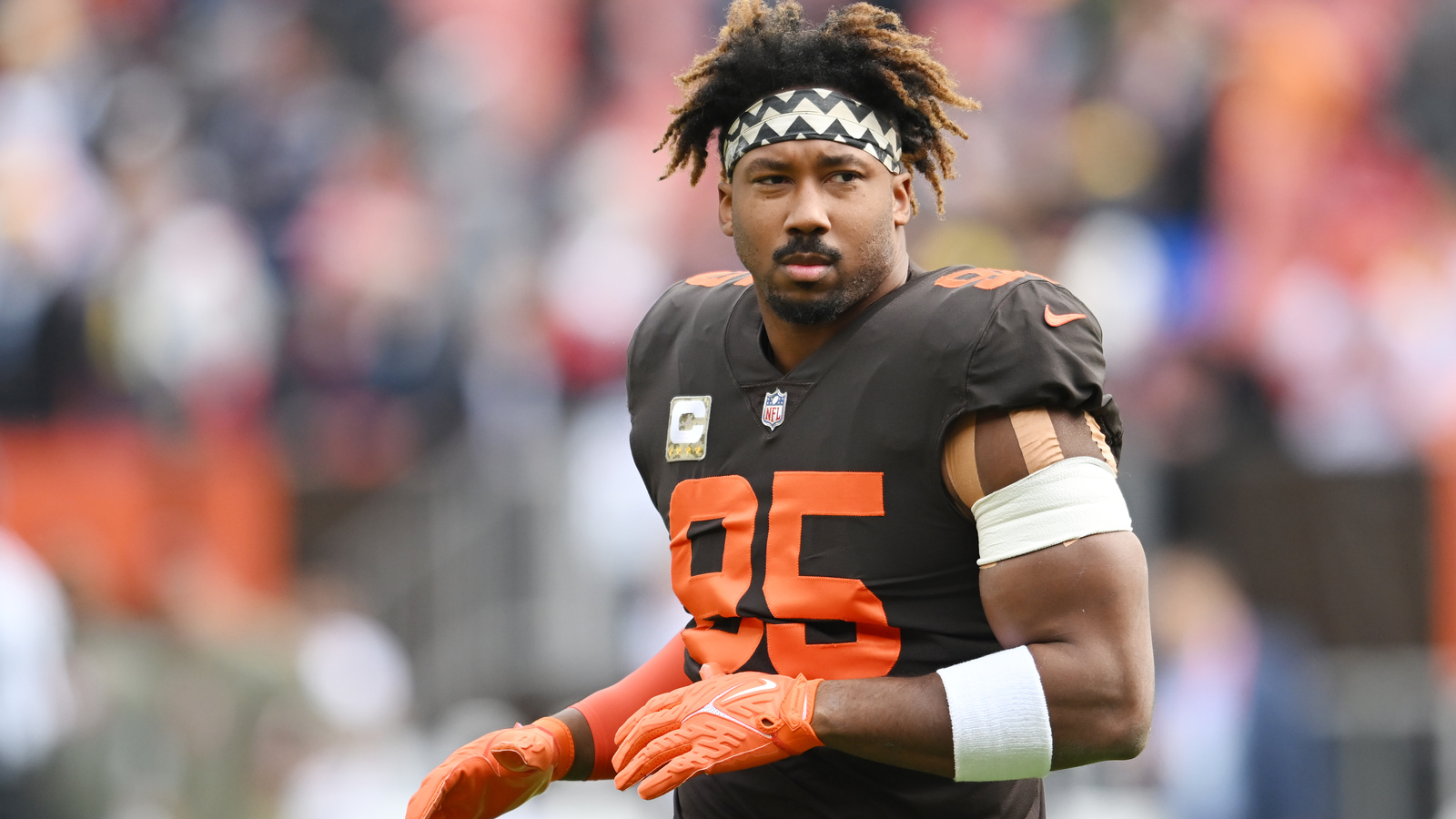 Myles Garrett: Refs admitted allowing lineman to hold me - Vimarsana News