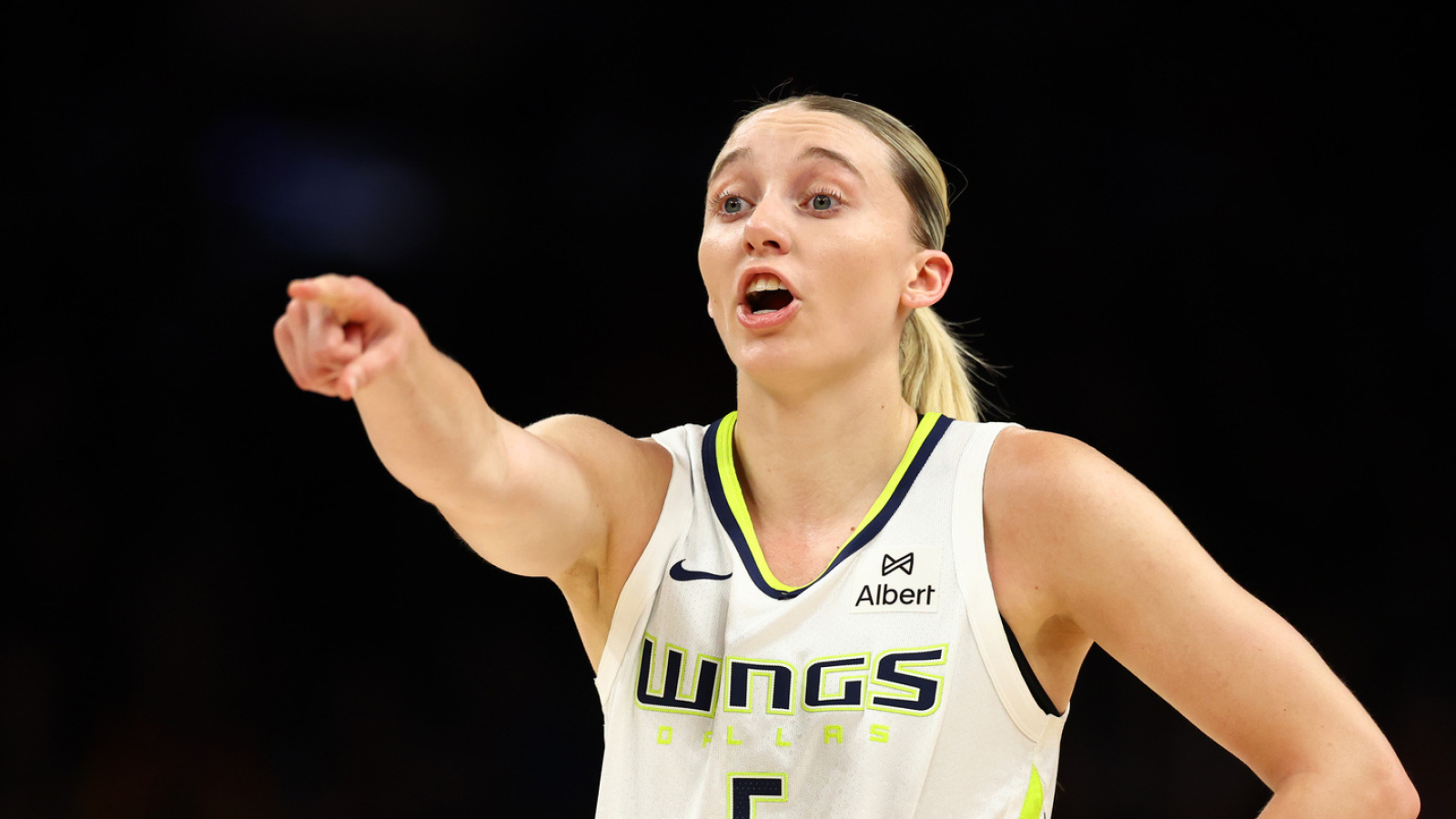 https://www.yardbarker.com/media/b/d/bdce807a6bc8aba64d8df006ee14253e149057fc/thumb_16x9/wings-buckers-sets-new-career-high-clark-esque.jpg?v=1