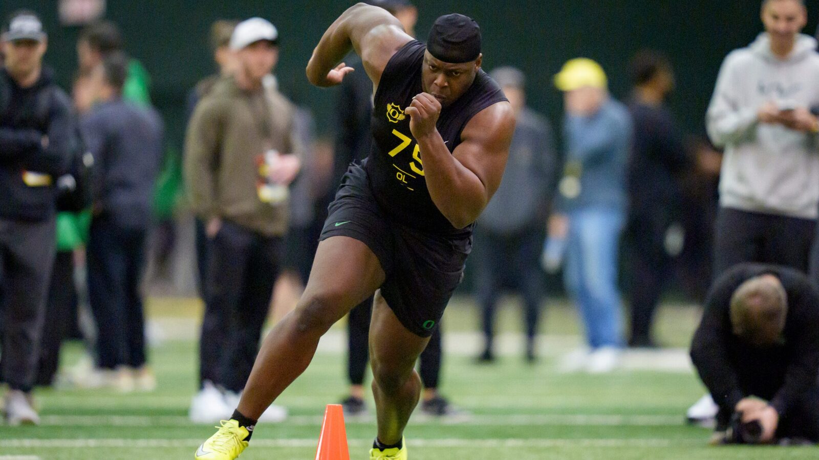 New England Patriots: To Host 1st-Team All-American Blocker