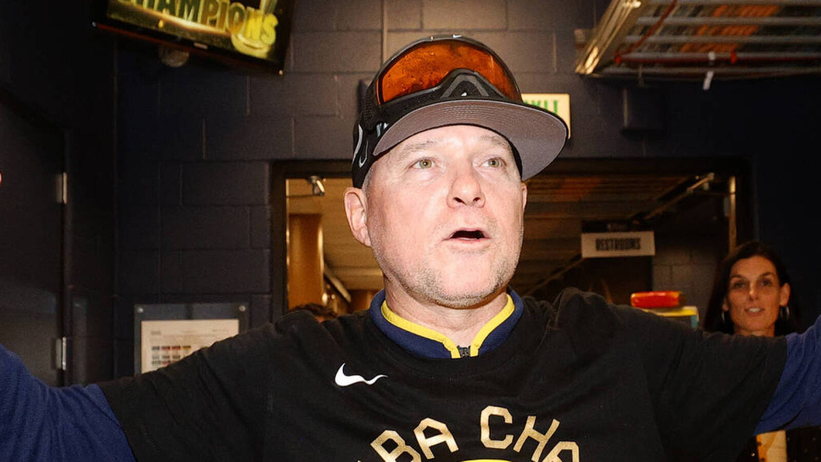 Michael Malone responds to Lakers’ warnings for Nuggets Yardbarker