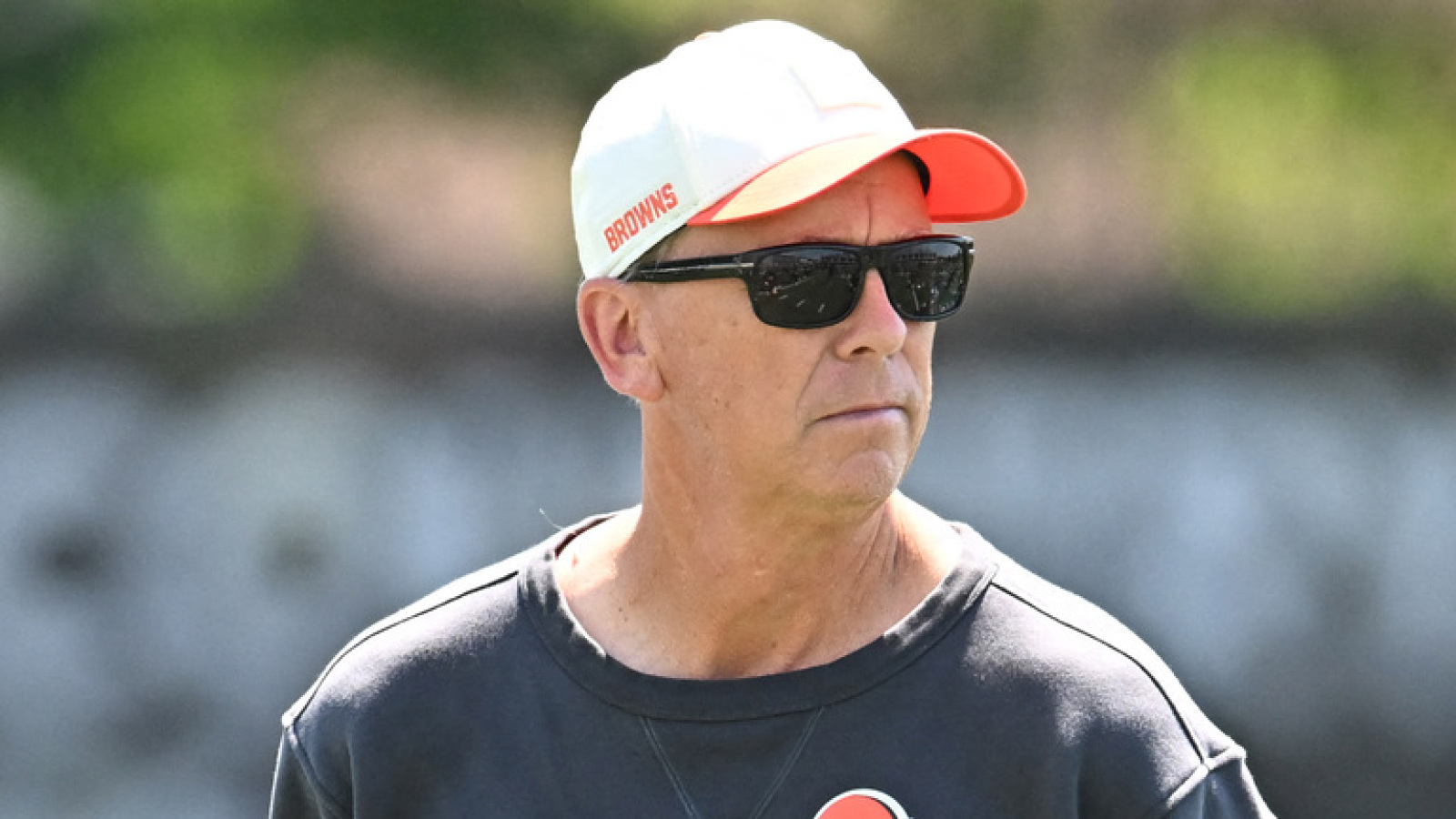 https://www.yardbarker.com/media/b/e/be44de76786412d7449fa8bb1cbf51abc447b460/thumb_16x9/browns-monken-explains-surprising-watson-sanders.jpg?v=1