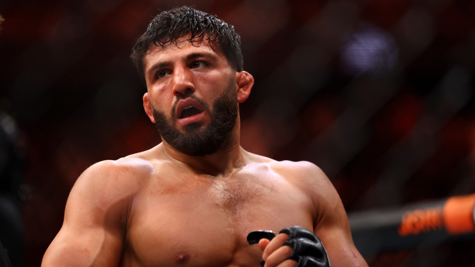 Tsarukyan Submits Bainpuriya In Grappling Bout