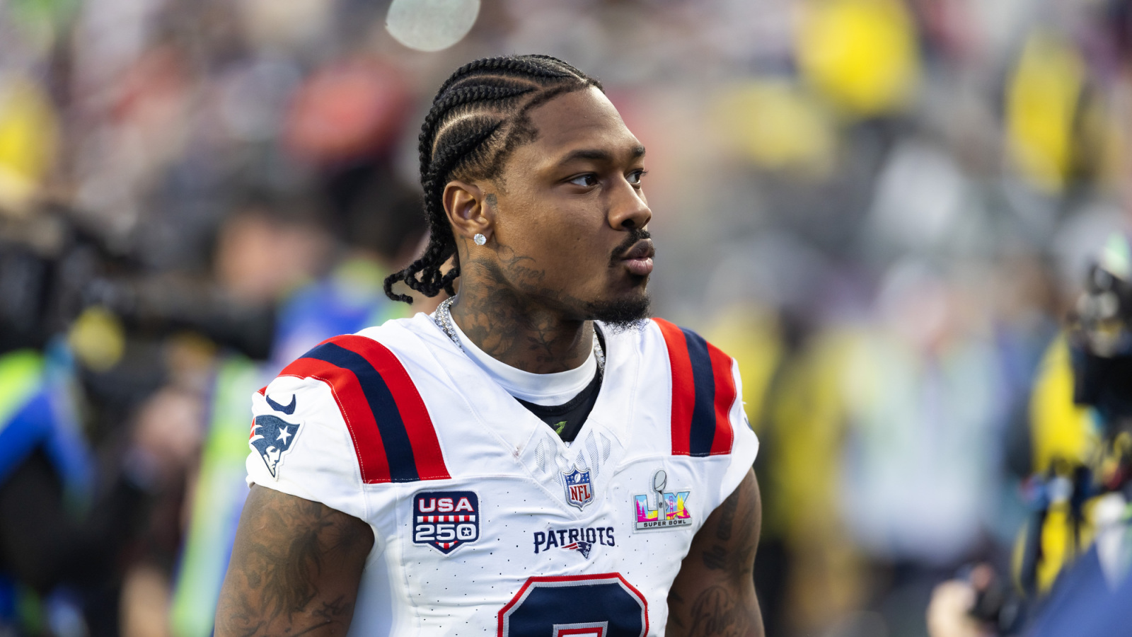https://www.yardbarker.com/media/b/e/be7ddef1bed93cf6996b19c530d1f06c041eb93f/thumb_16x9/stefon-diggs-brandon-aiyuk-good-news-amid.jpg?v=1