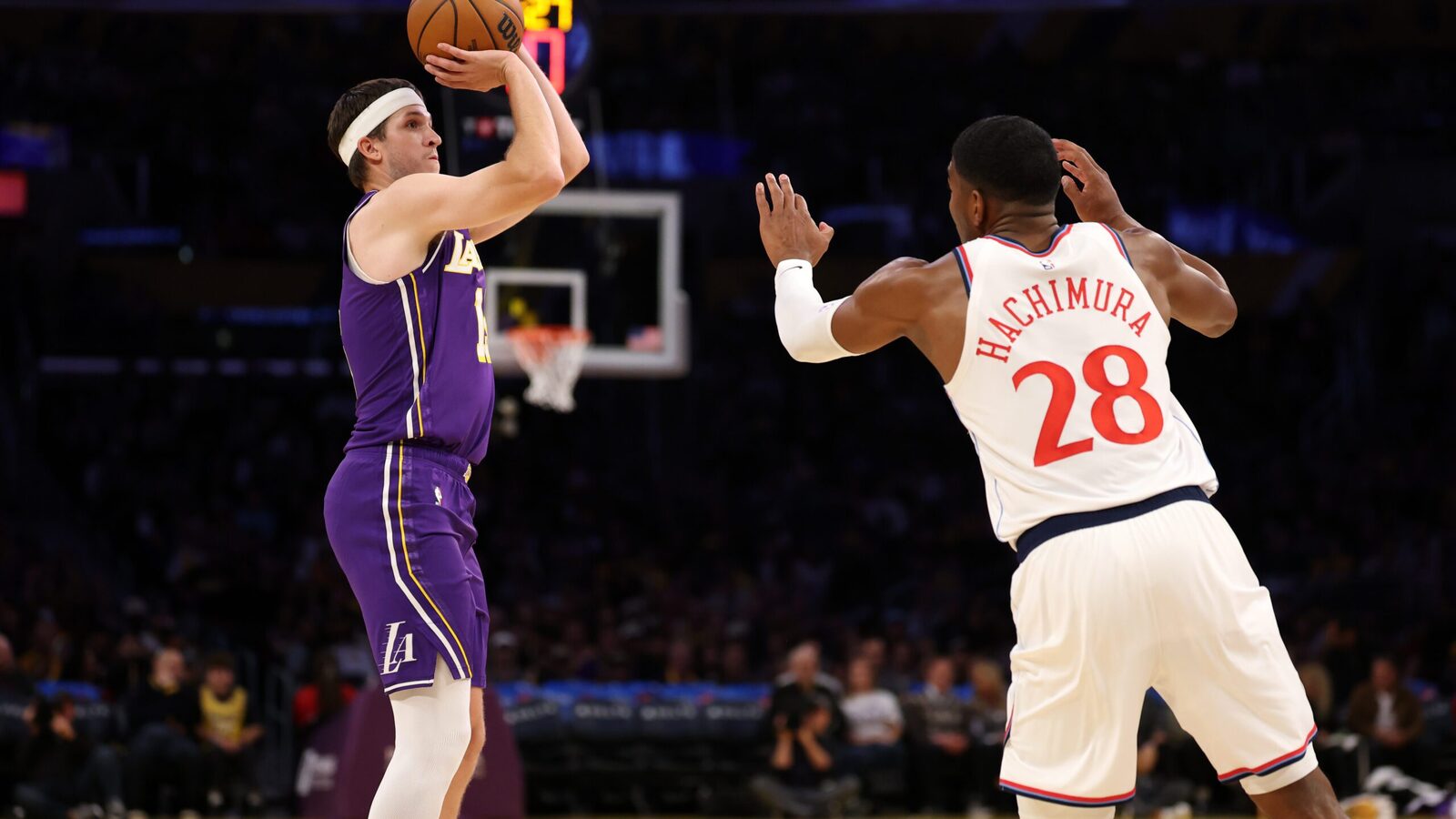 Lakers Player Ratings: Reaves Drops 28 On Elite Efficiency To Take Down Clippers