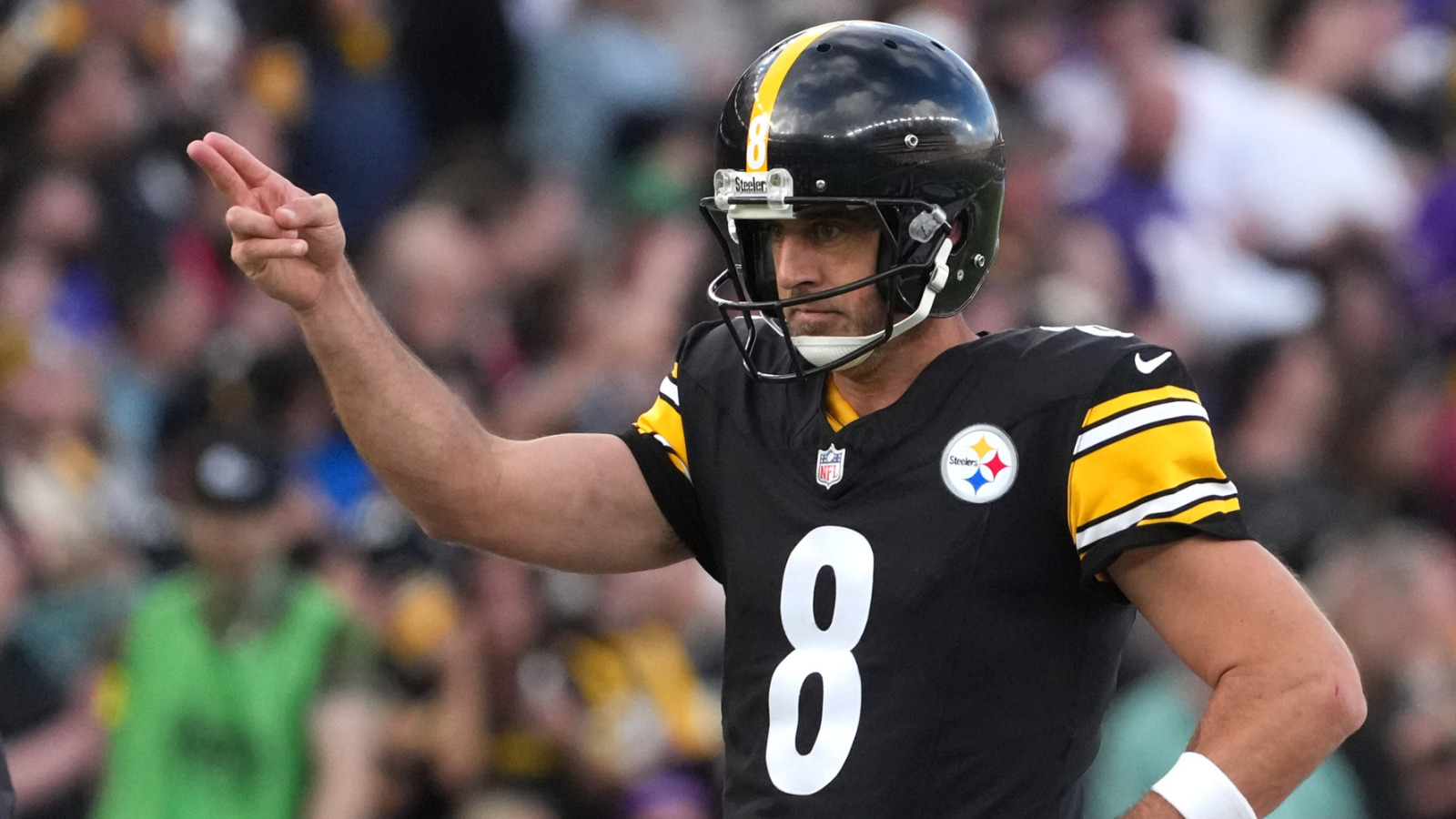 https://www.yardbarker.com/media/b/f/bf0465938d66b1029bb2db19839cad02a2d388cf/thumb_16x9/active-nfl-passing-leaders-quiz.jpg?v=1