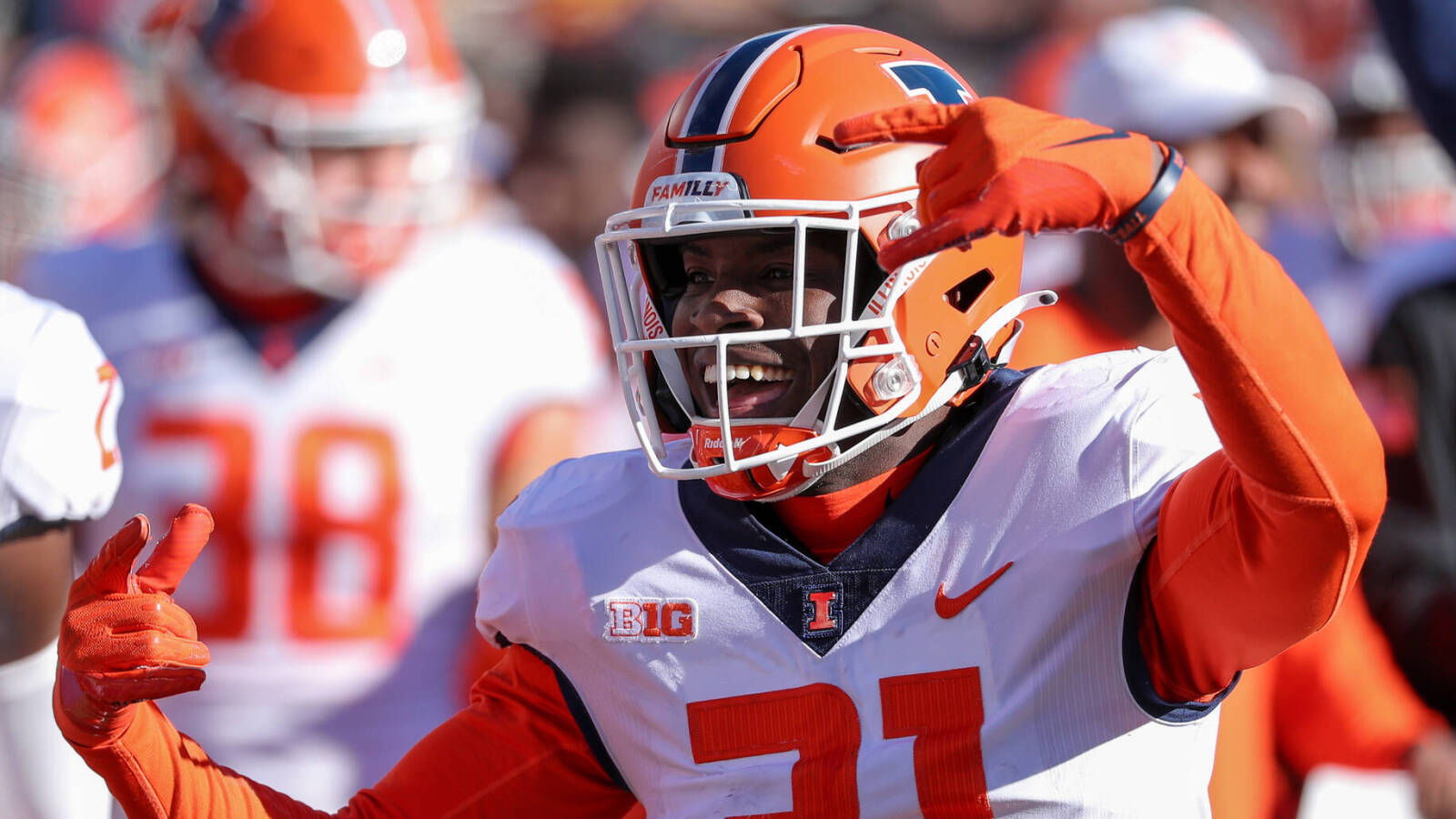 Steelers draft top CB in mock draft Yardbarker