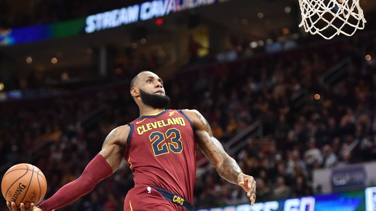 LEBRON James прыжок