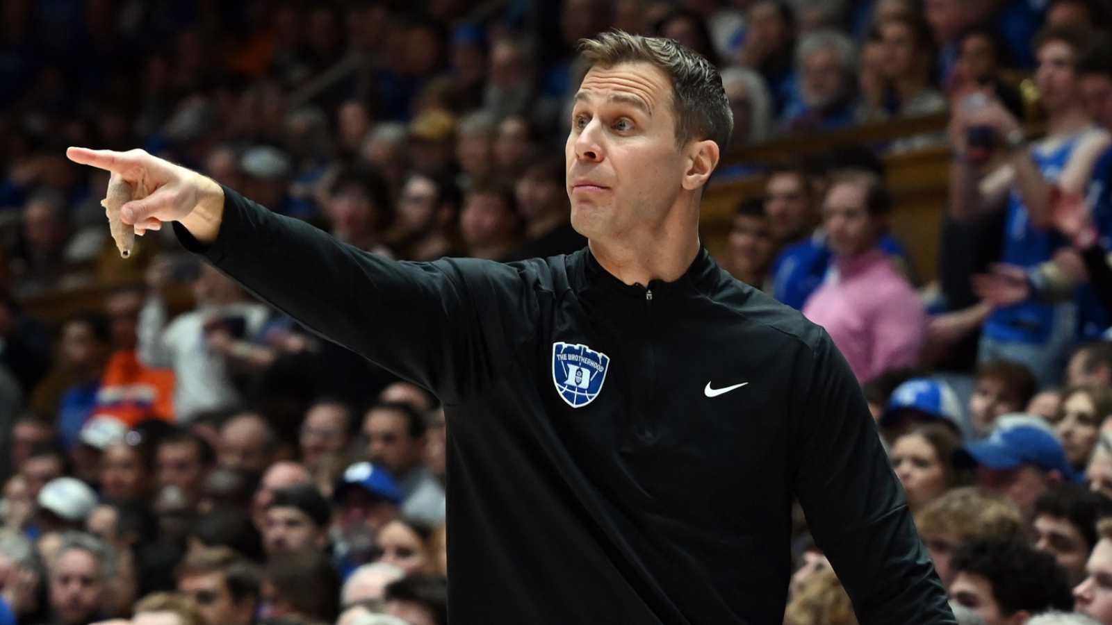 https://www.yardbarker.com/media/b/f/bf578edb011152f19e8a84c2a1518050c1ab2bc0/thumb_16x9/jon-scheyer-speaks-out-da-denies-duke-hcs.jpg?v=1