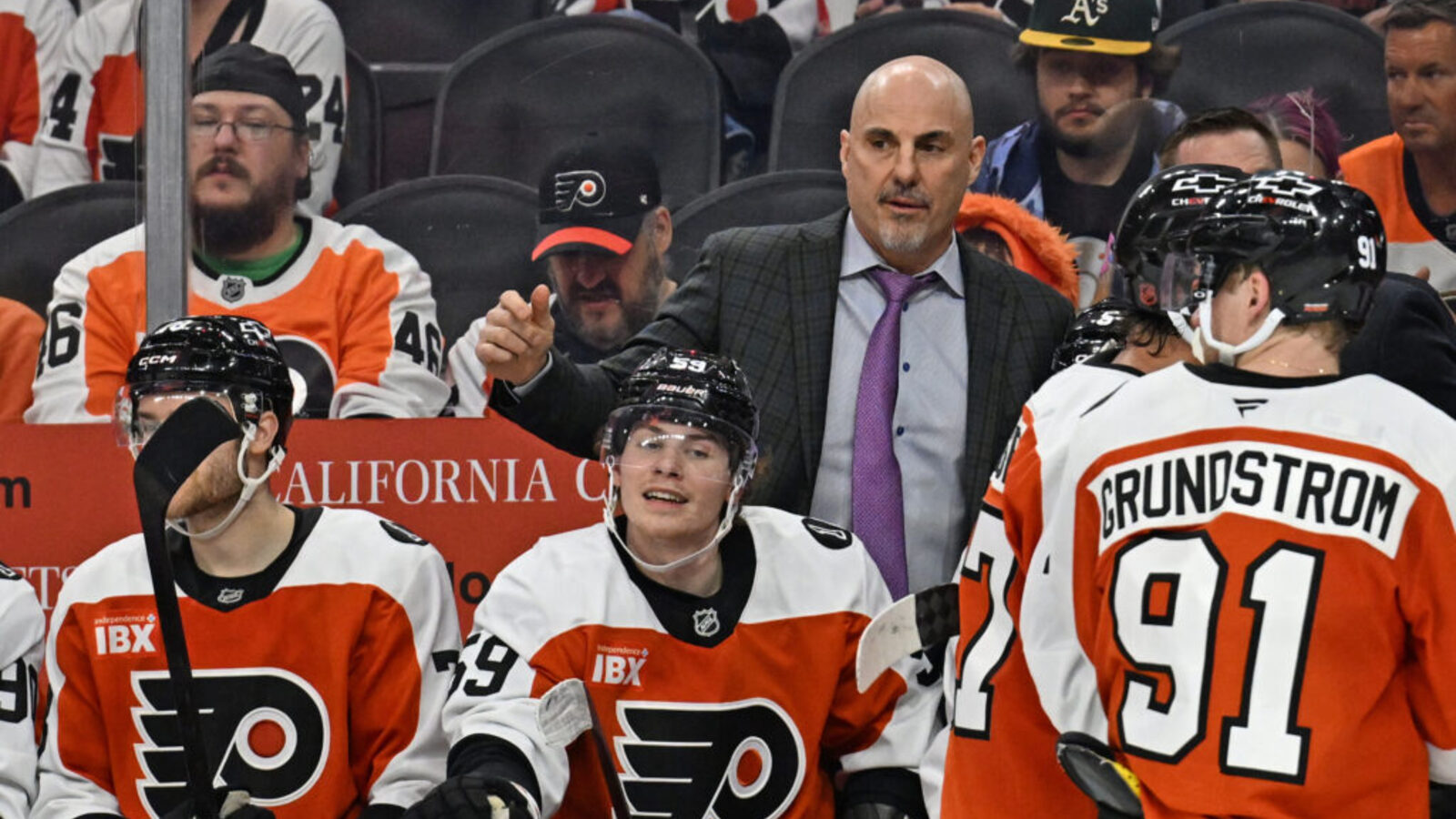 Flyers Suddenly Part Ways With Long-Time NHL Veteran